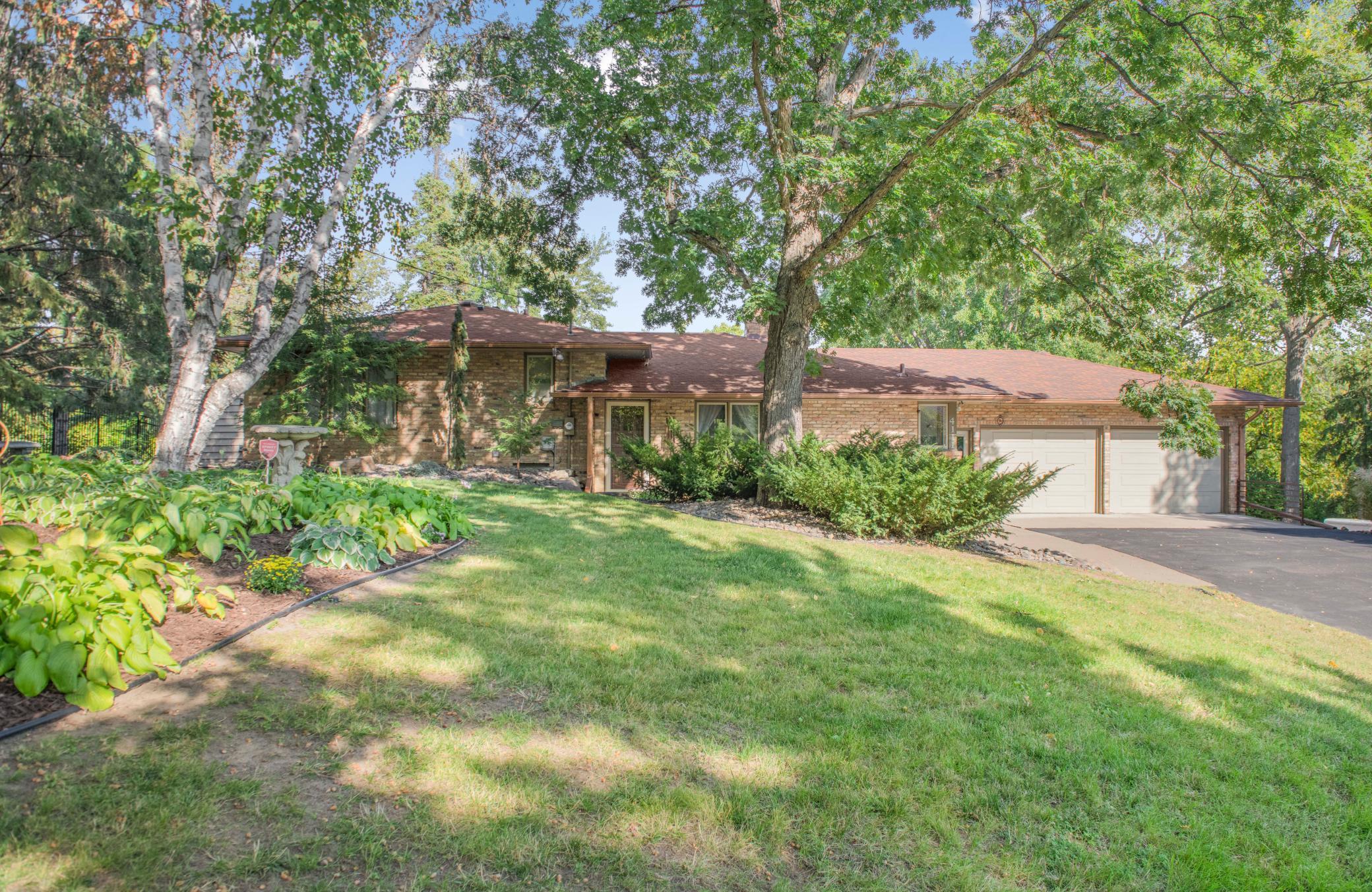 4111 Auburn Drive Property Photo 1