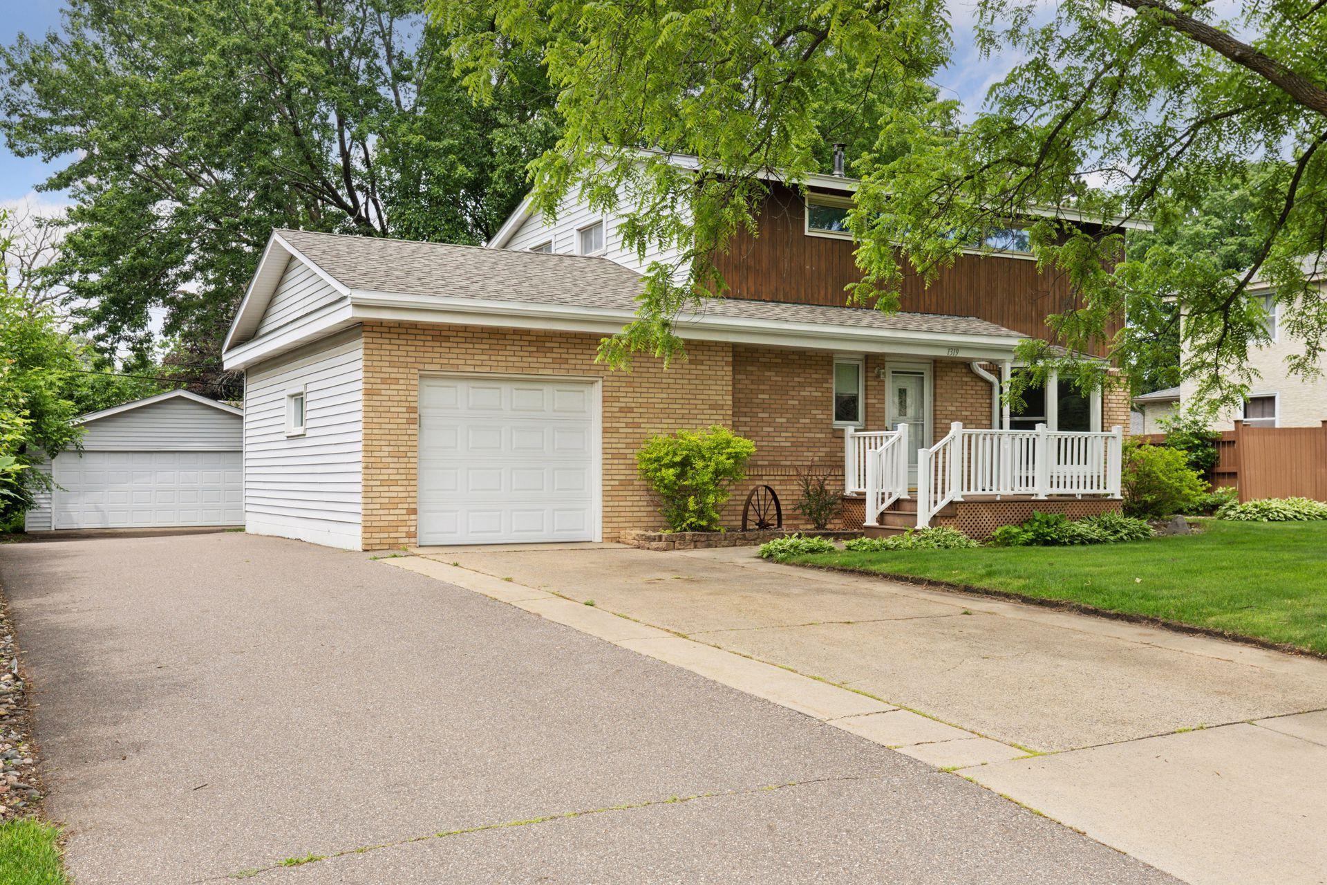 1319 9th Avenue Property Photo 1