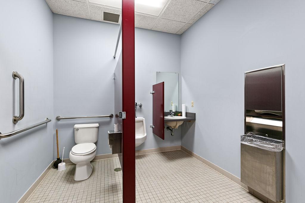101 E Broadway Property Photo 17
