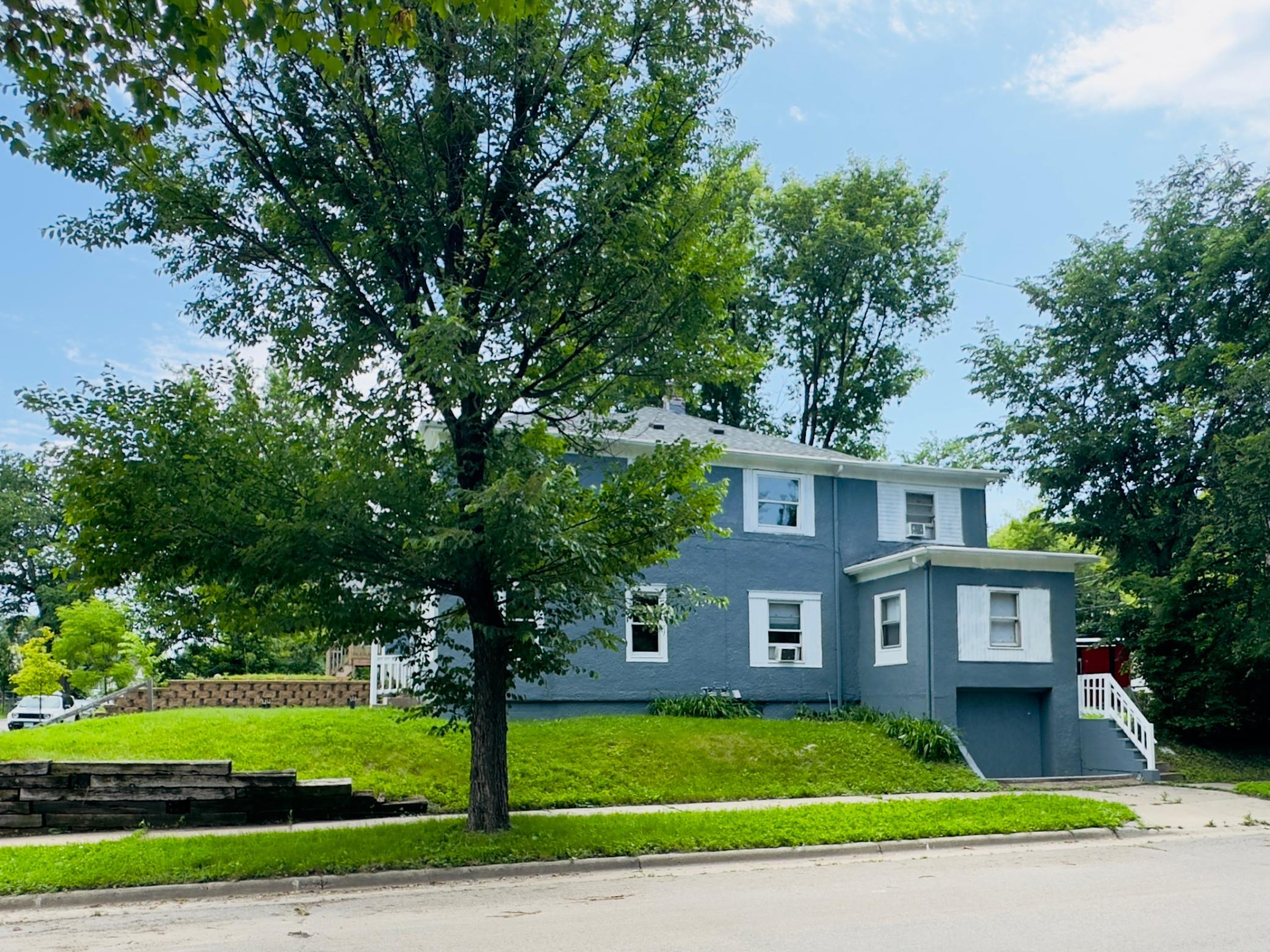 1429 Logan Avenue Property Photo