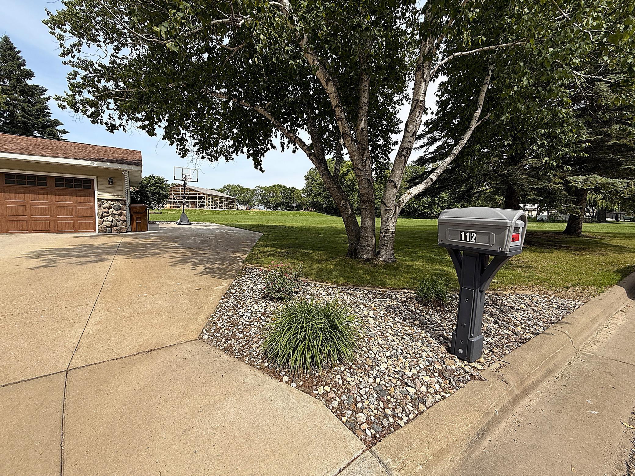 112 Orchard Circle Property Photo 5
