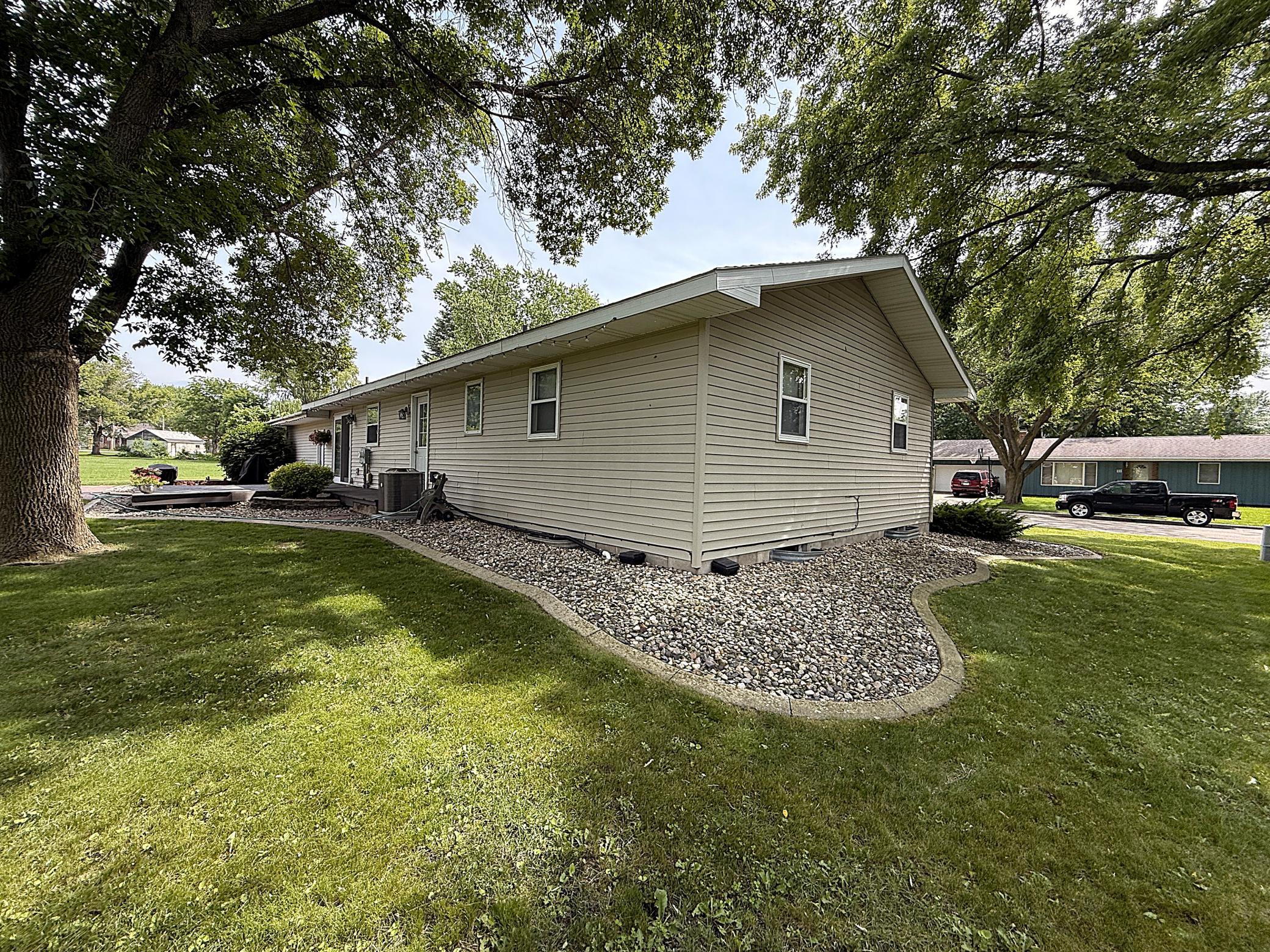 112 Orchard Circle Property Photo 7