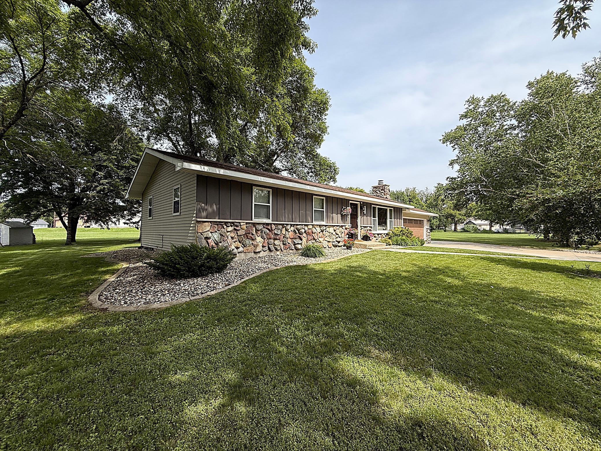 112 Orchard Circle Property Photo 8