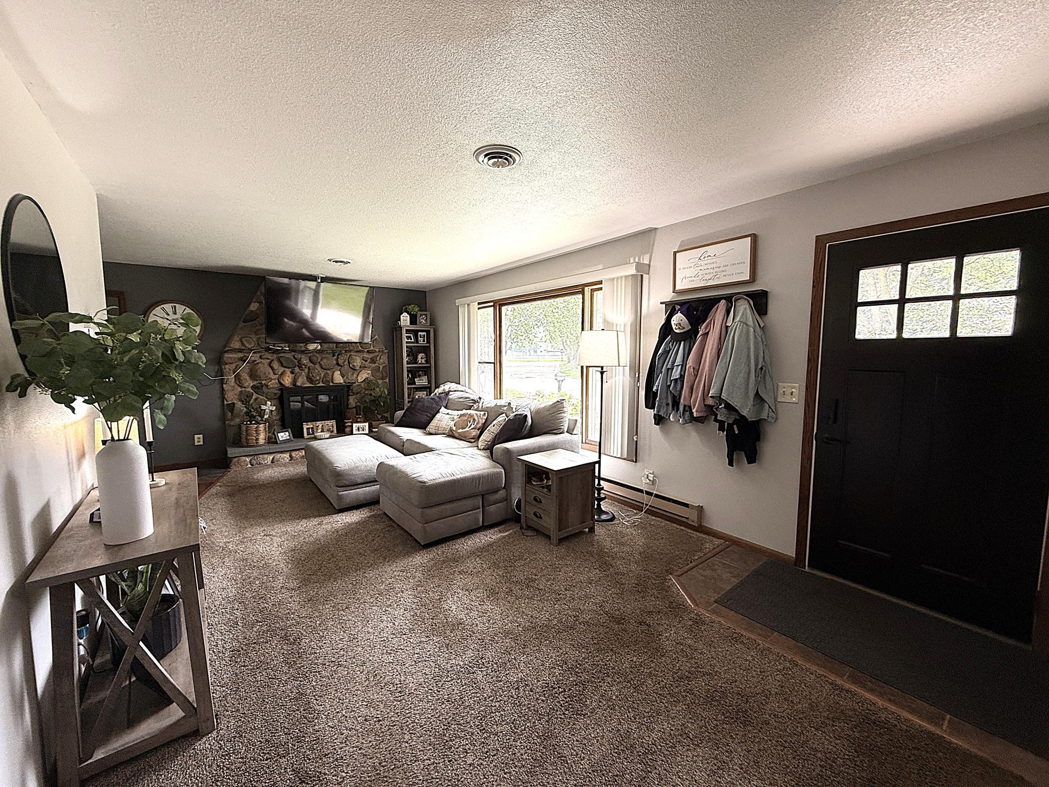 112 Orchard Circle Property Photo 9