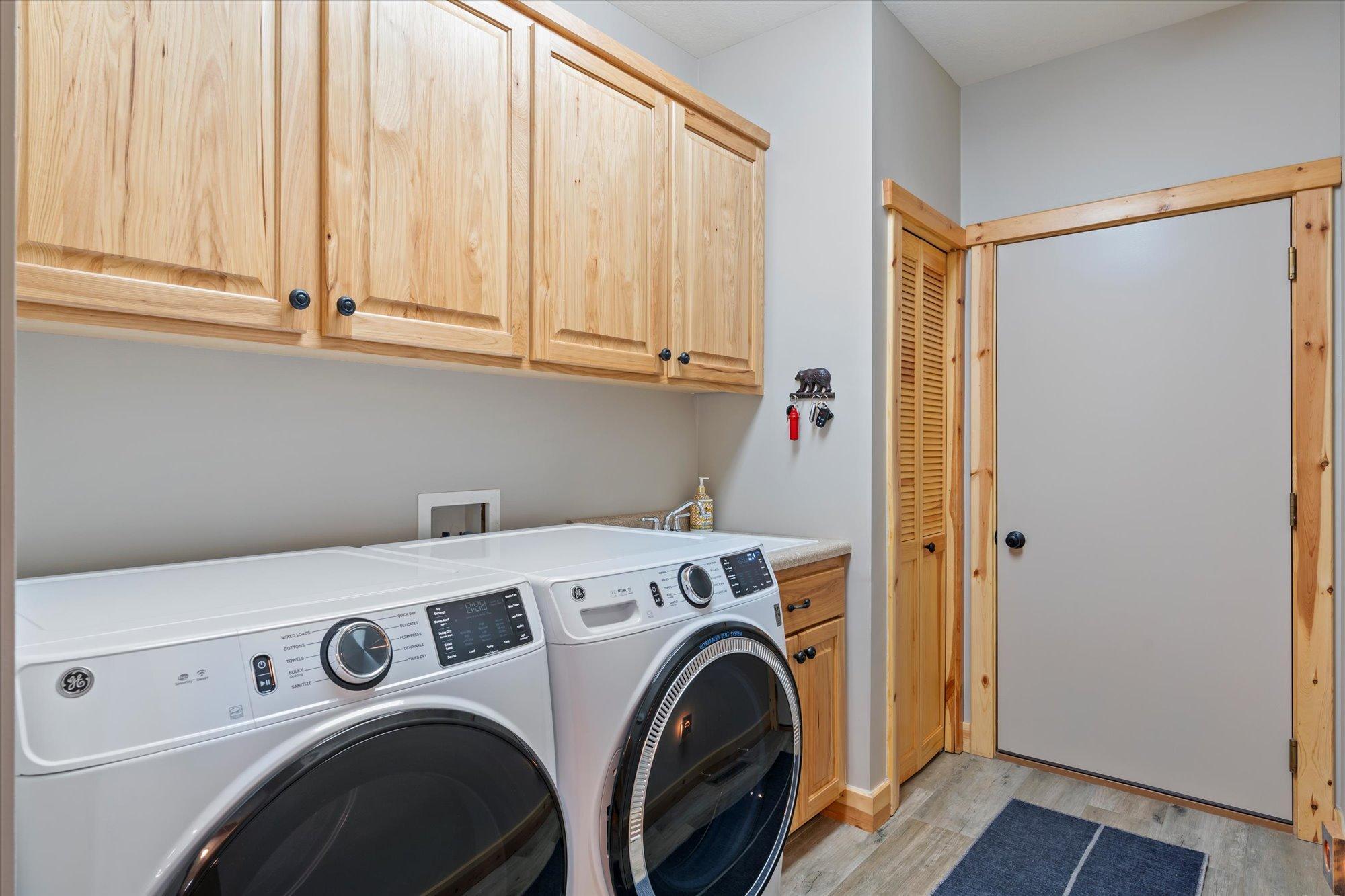 34792 E Shore Lane Property Photo 29