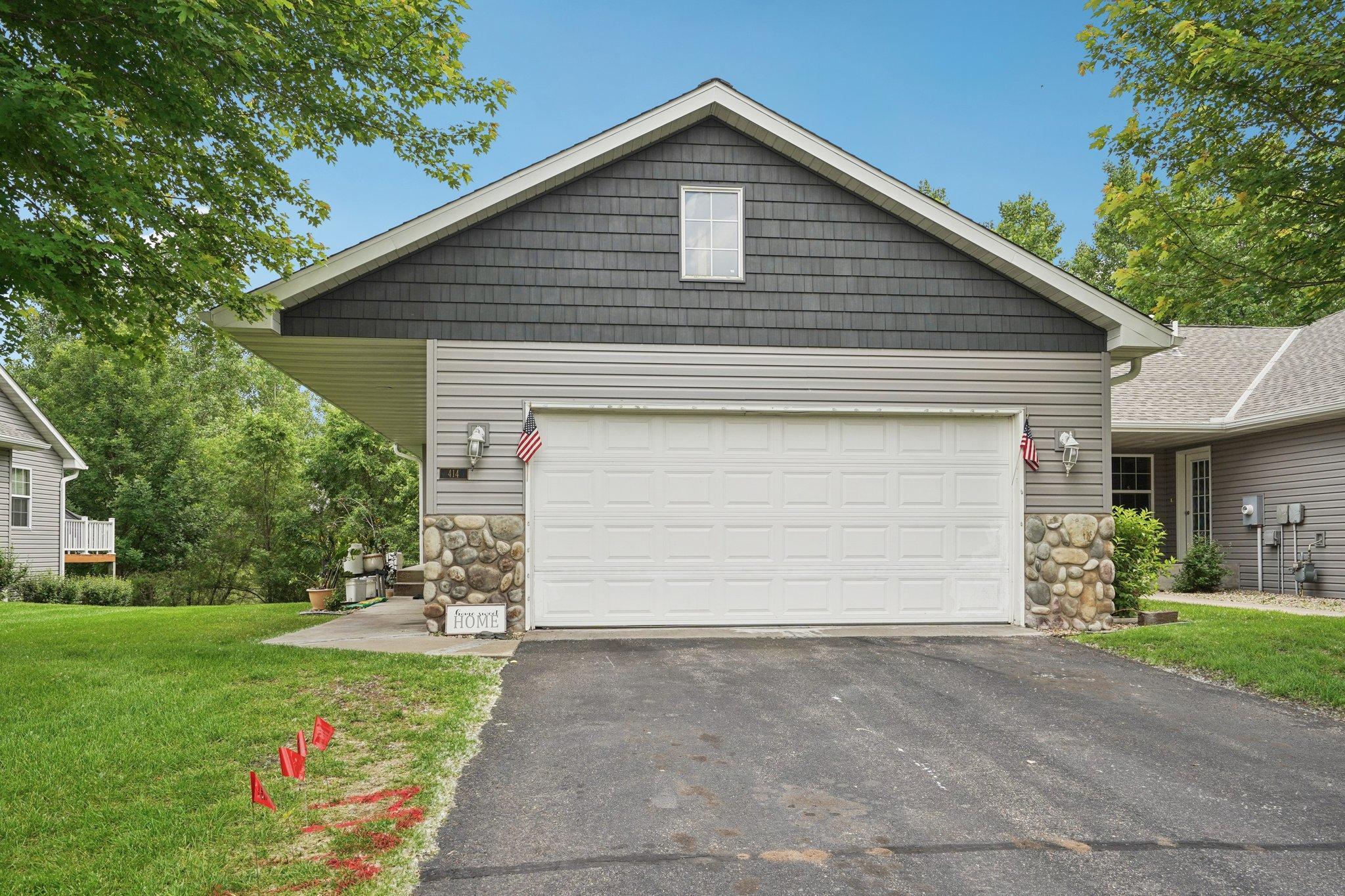 414 Prairie Road Property Photo 2