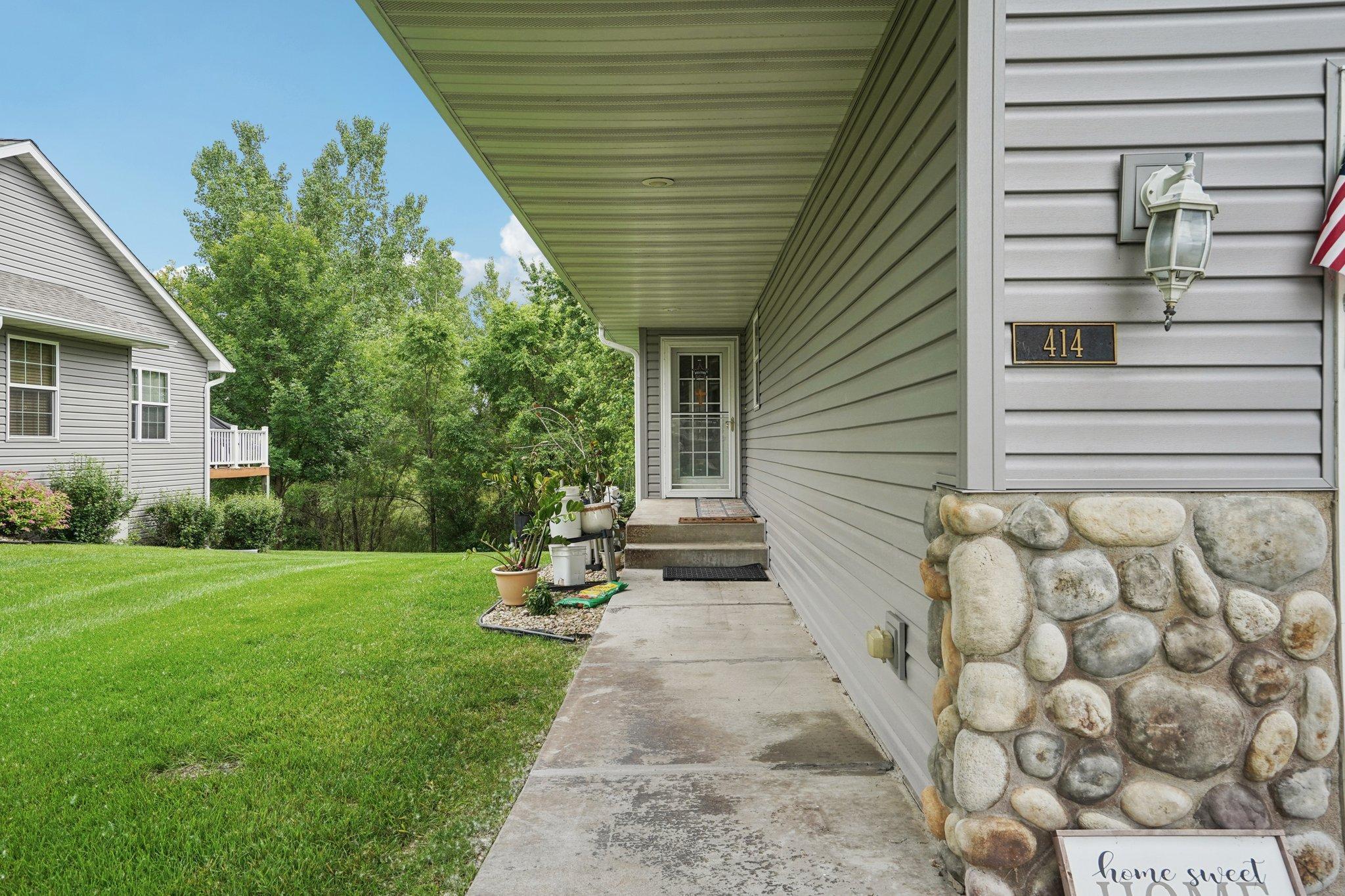 414 Prairie Road Property Photo 4