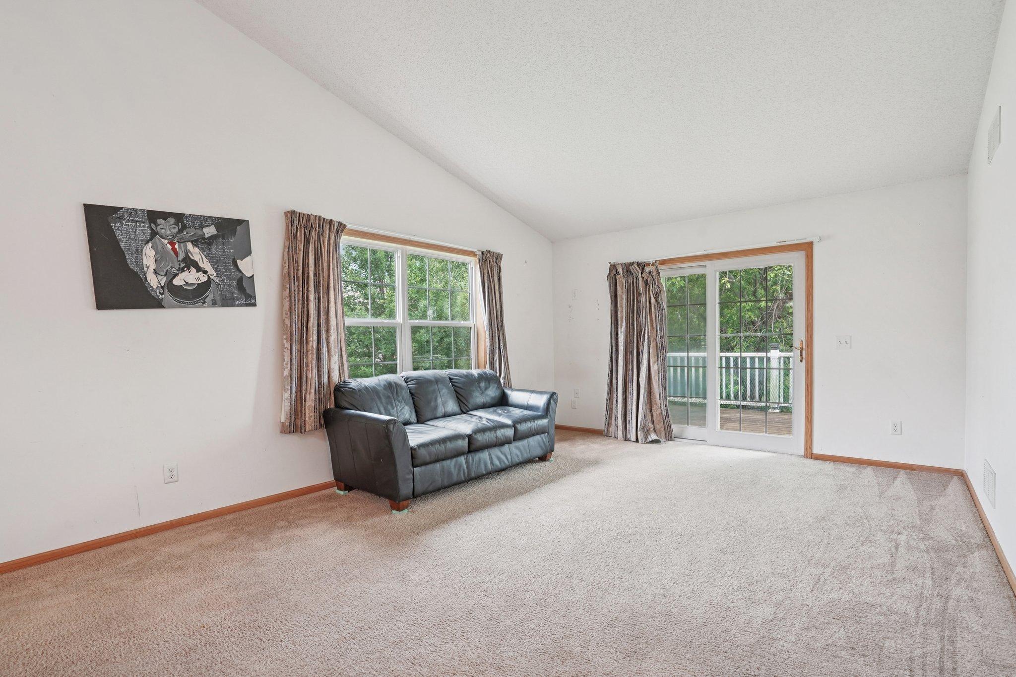 414 Prairie Road Property Photo 6