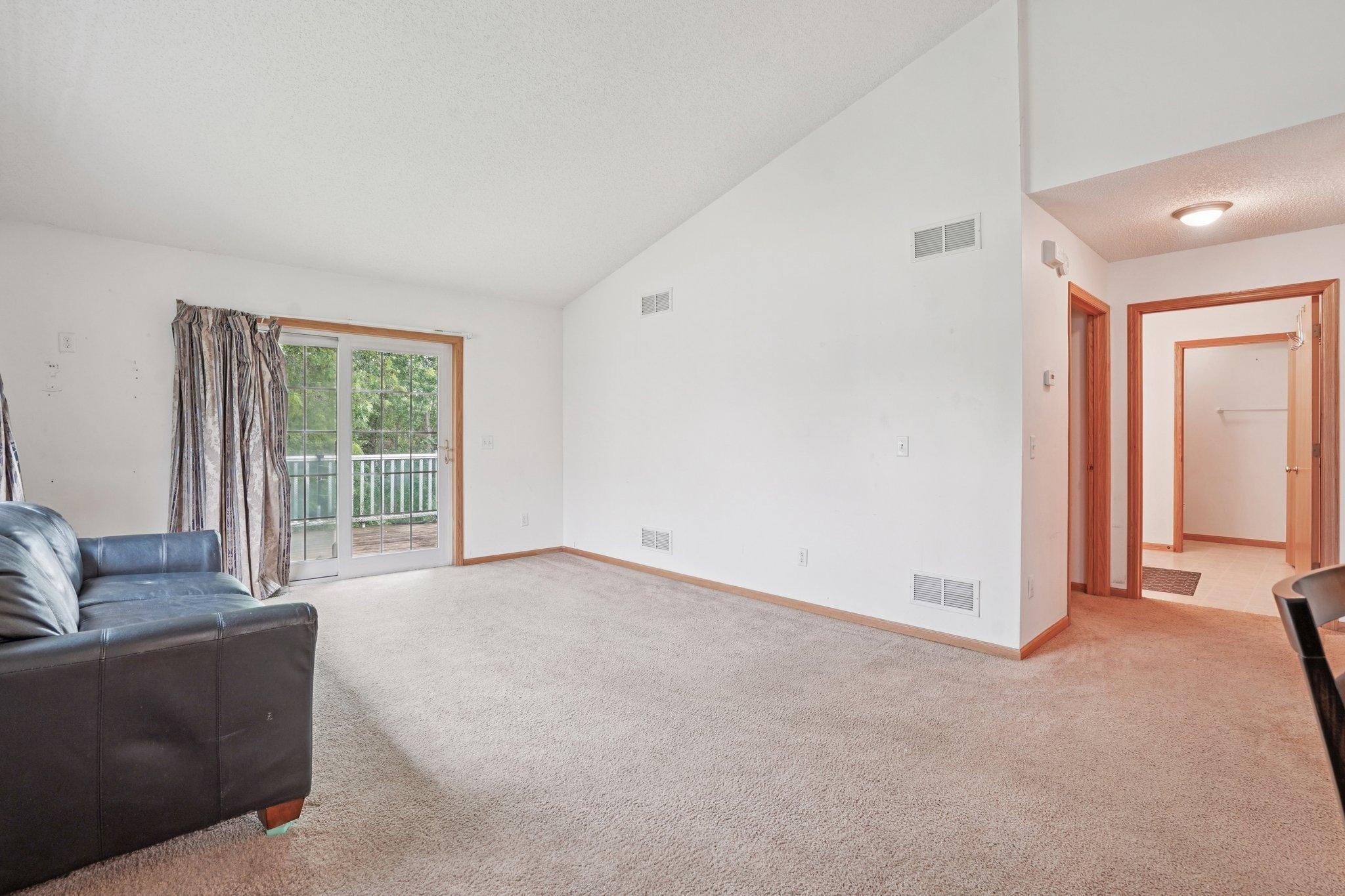 414 Prairie Road Property Photo 7