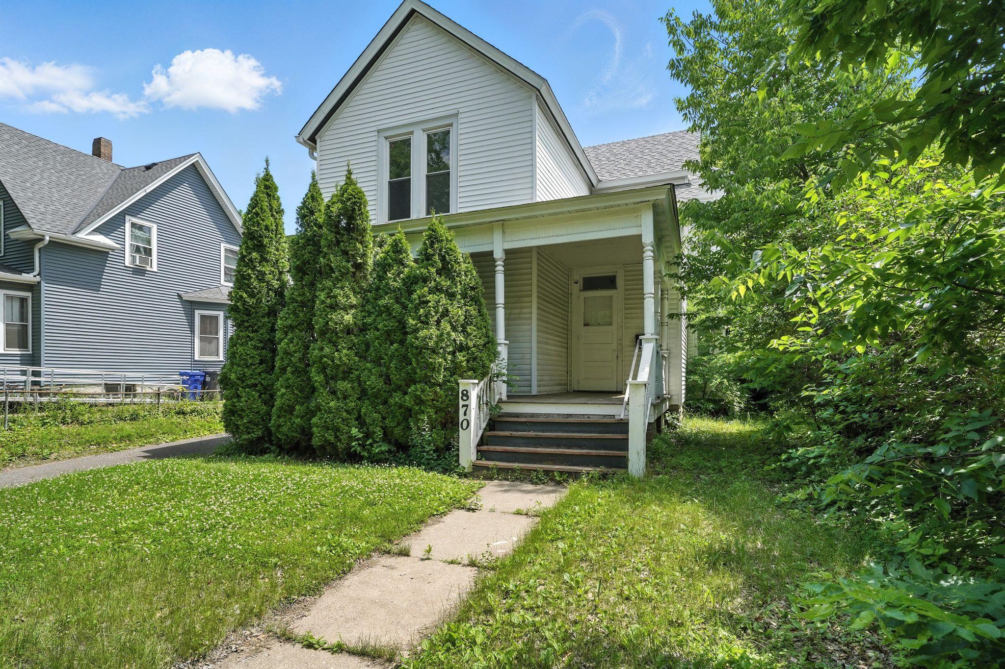 870 Clark Street Property Photo 1