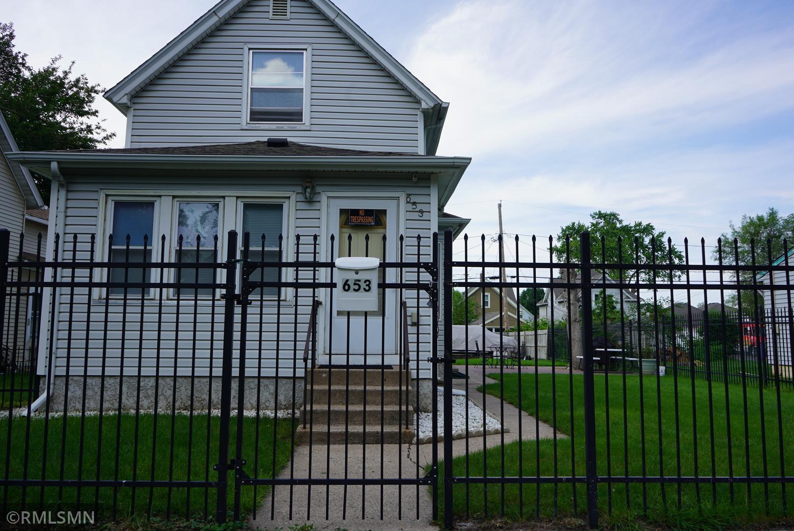 653 Thomas Avenue Property Photo 1