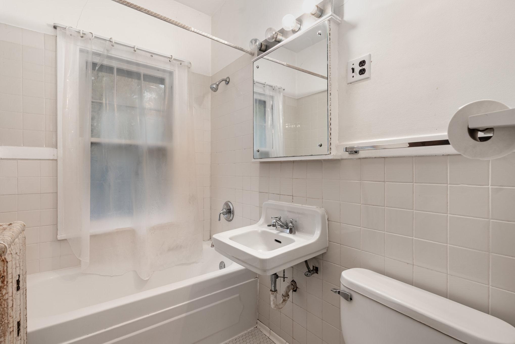 4621 Bryant Avenue Property Photo 26