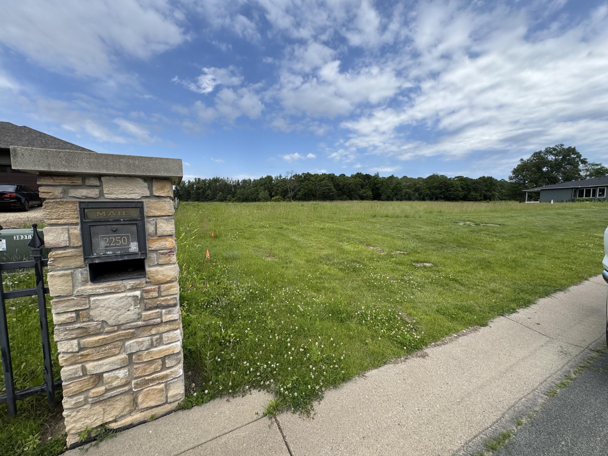 2250 Clubhouse Drive Property Photo 1