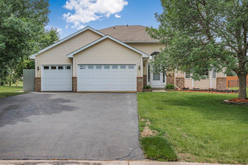 615 9th Street Property Photo 1