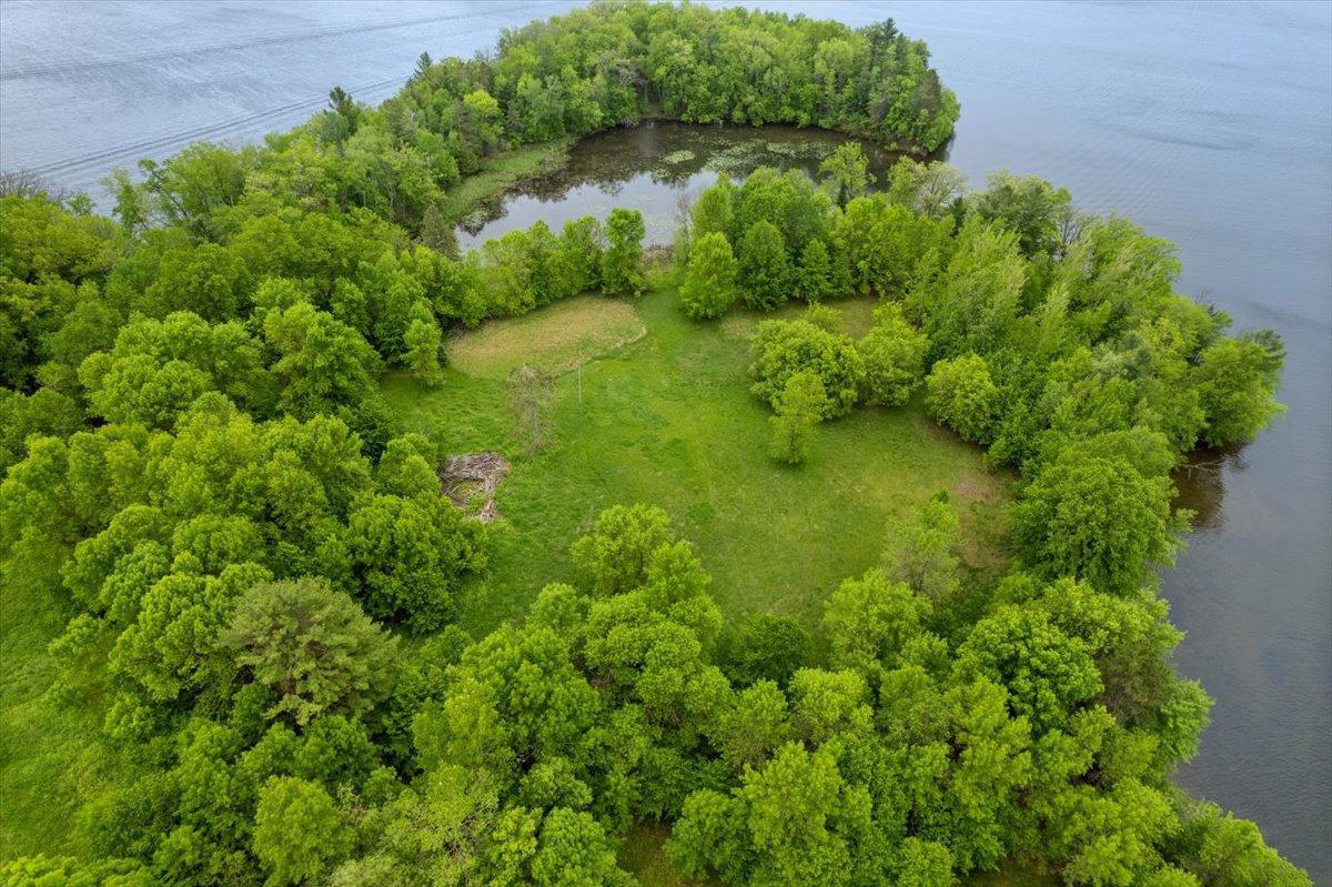 X Garbutt Island Property Photo 1