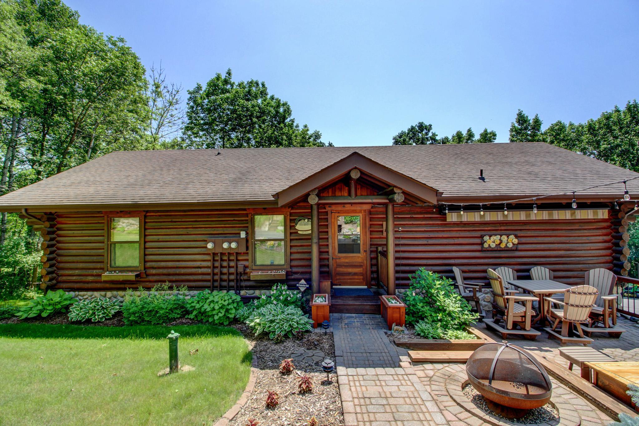 28395 Far North Drive Property Photo 4