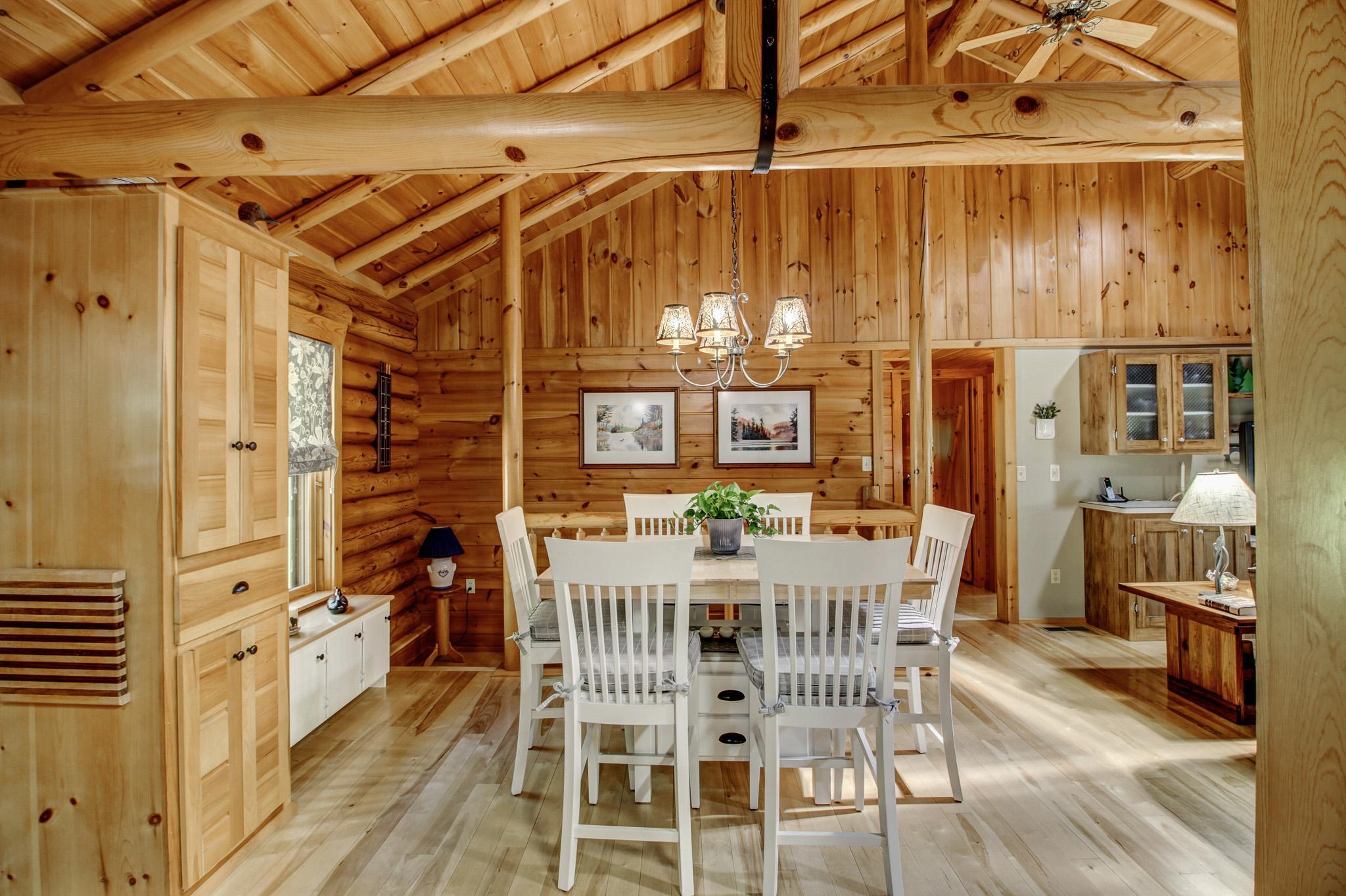 28395 Far North Drive Property Photo 5