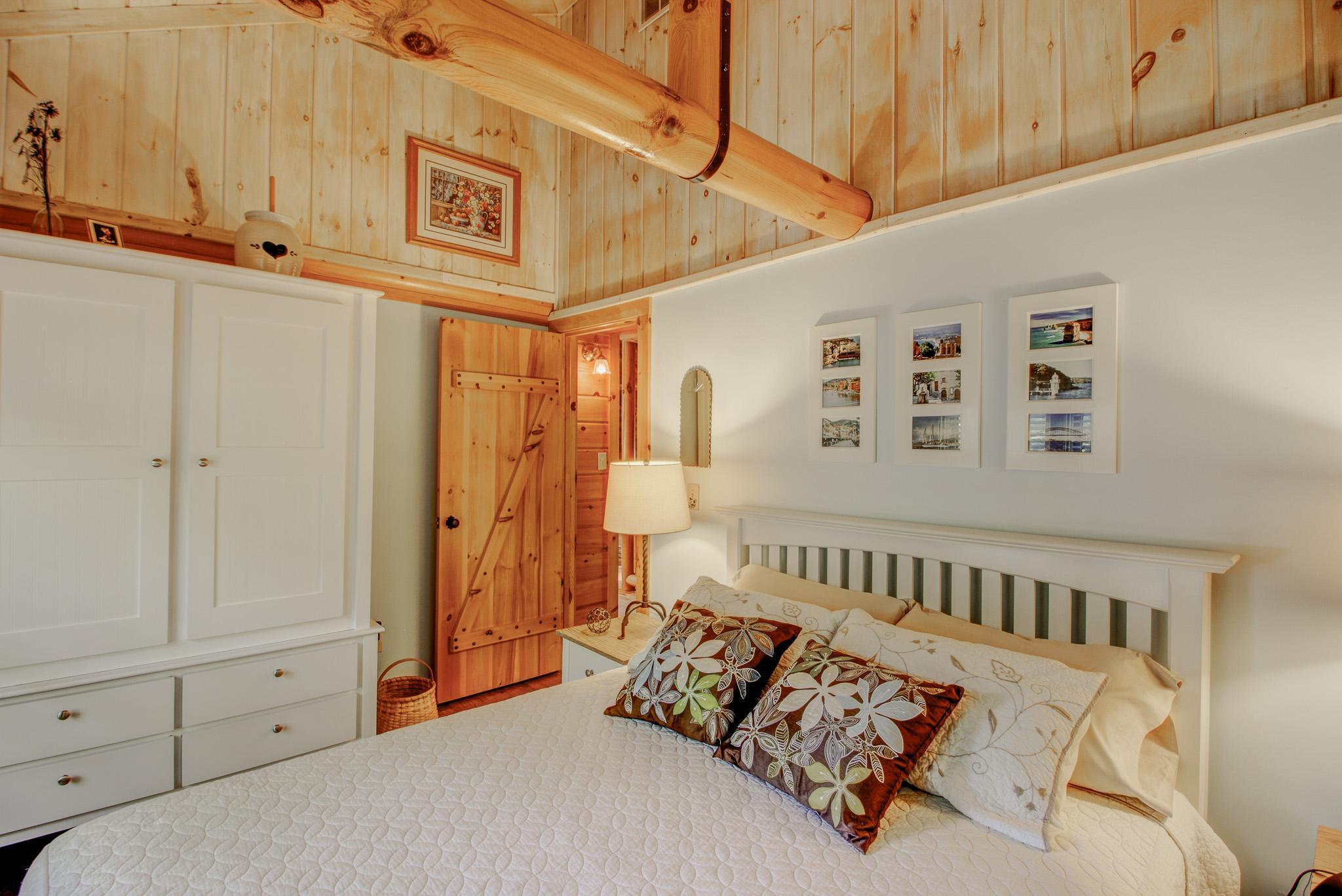 28395 Far North Drive Property Photo 21