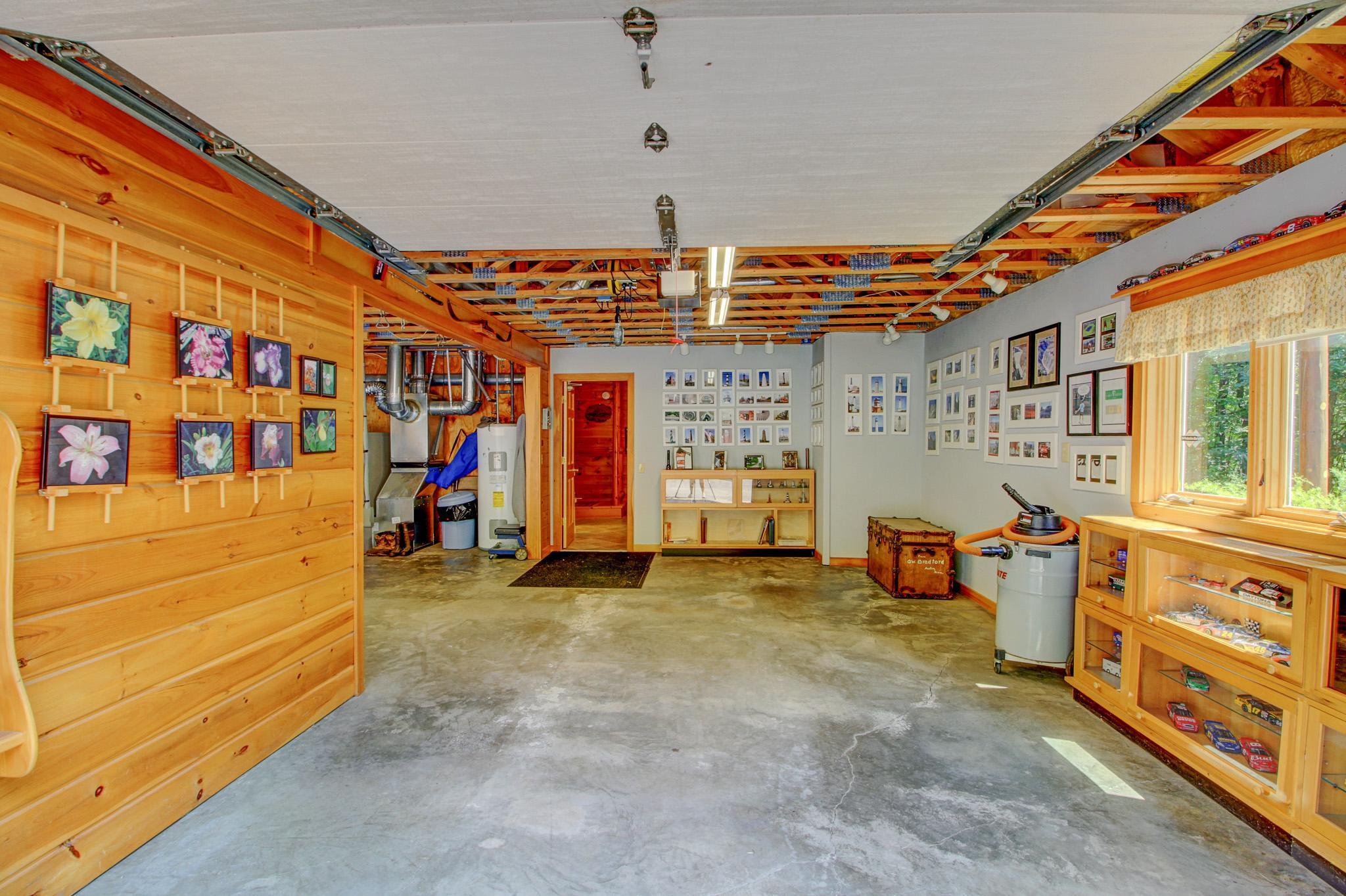 28395 Far North Drive Property Photo 32