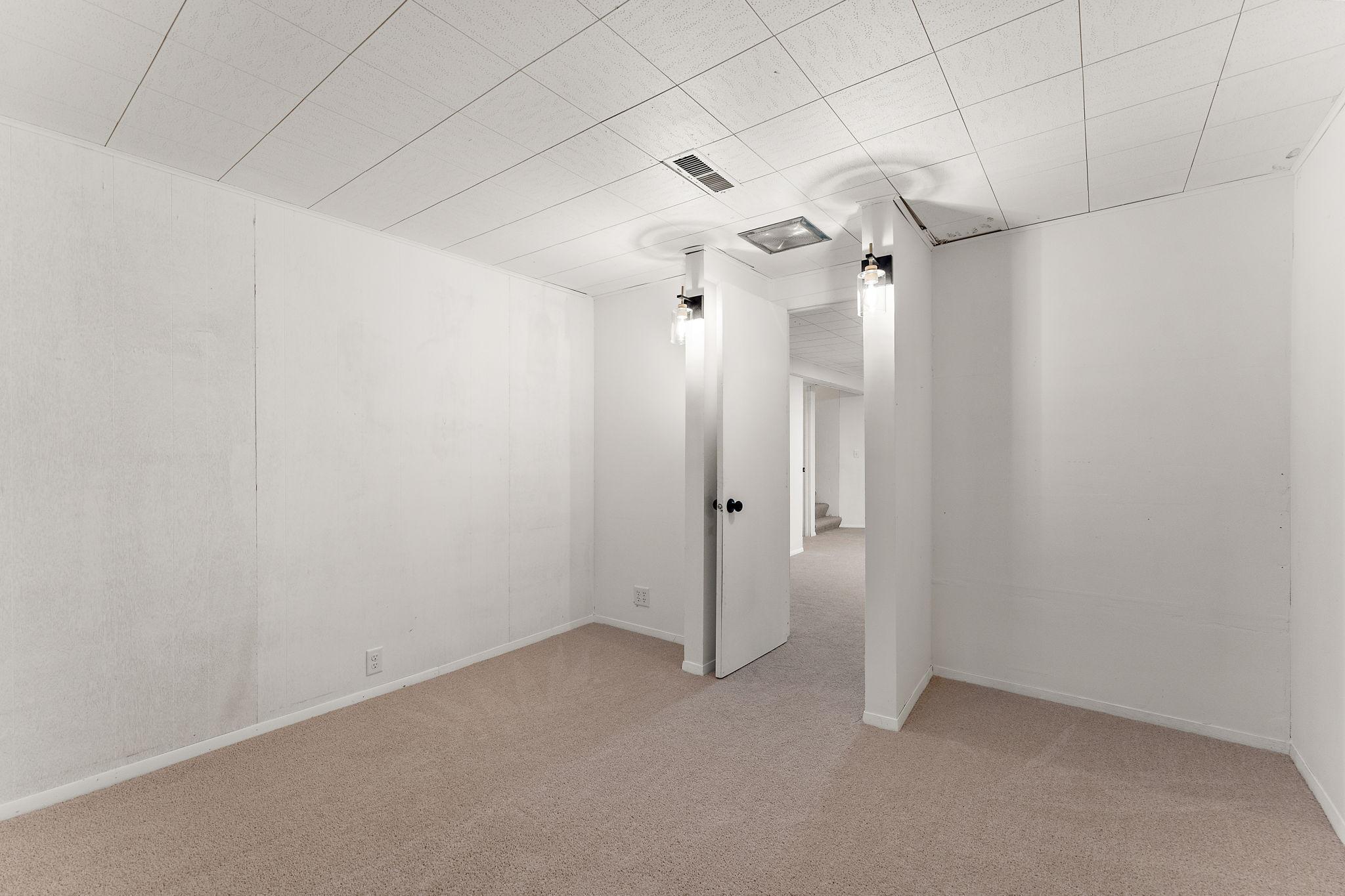 5060 Sunnyside Road Property Photo 20