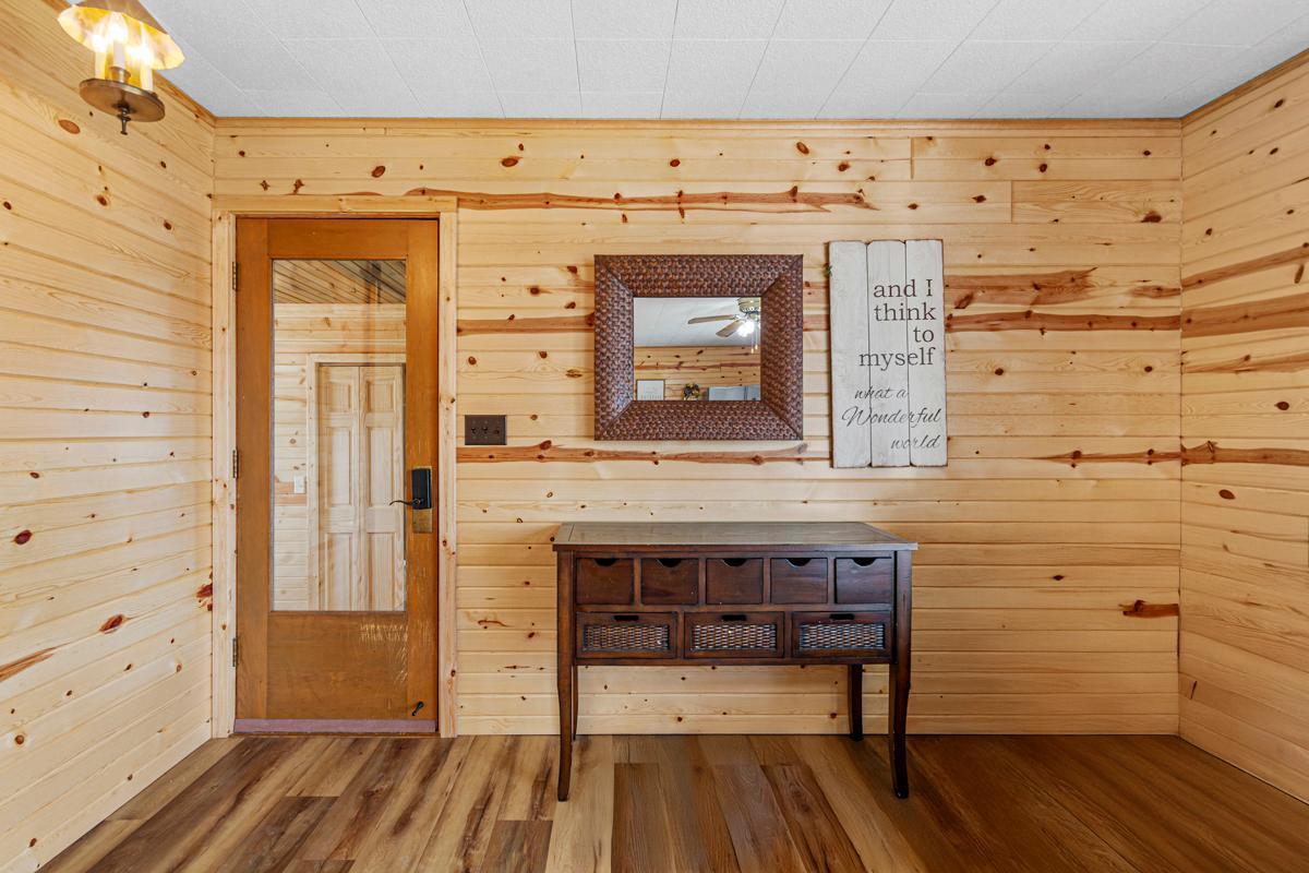 17055 Dickenson Lane Property Photo 19