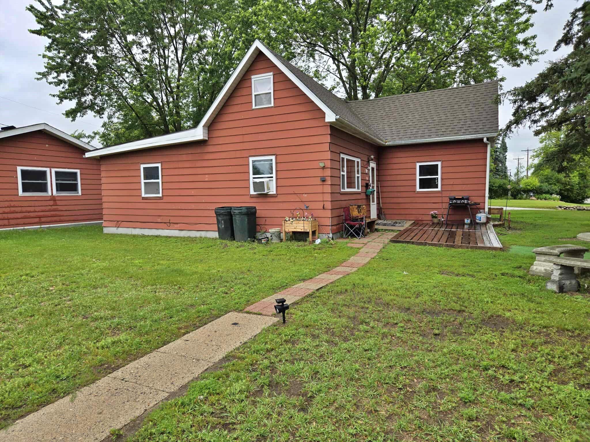 607 & 607 1/2 Riverside Avenue Property Photo 1