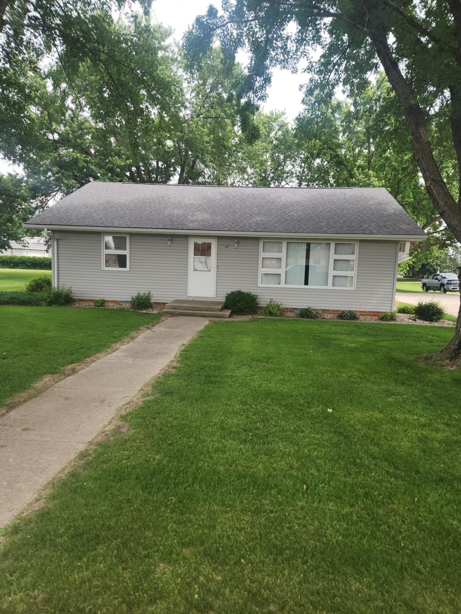 140 Trosky Road Property Photo 1