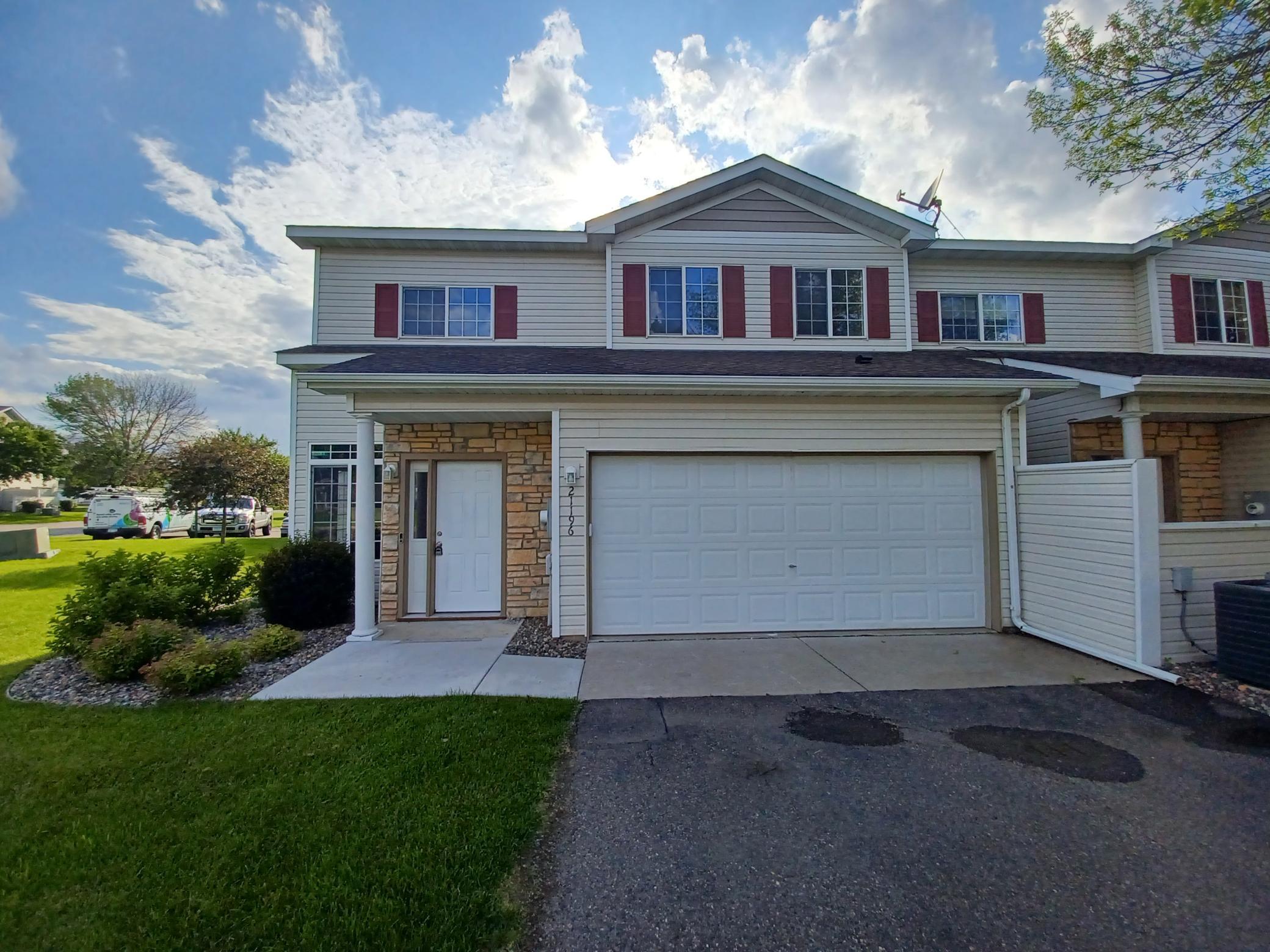 21196 N Morgan Drive Property Photo