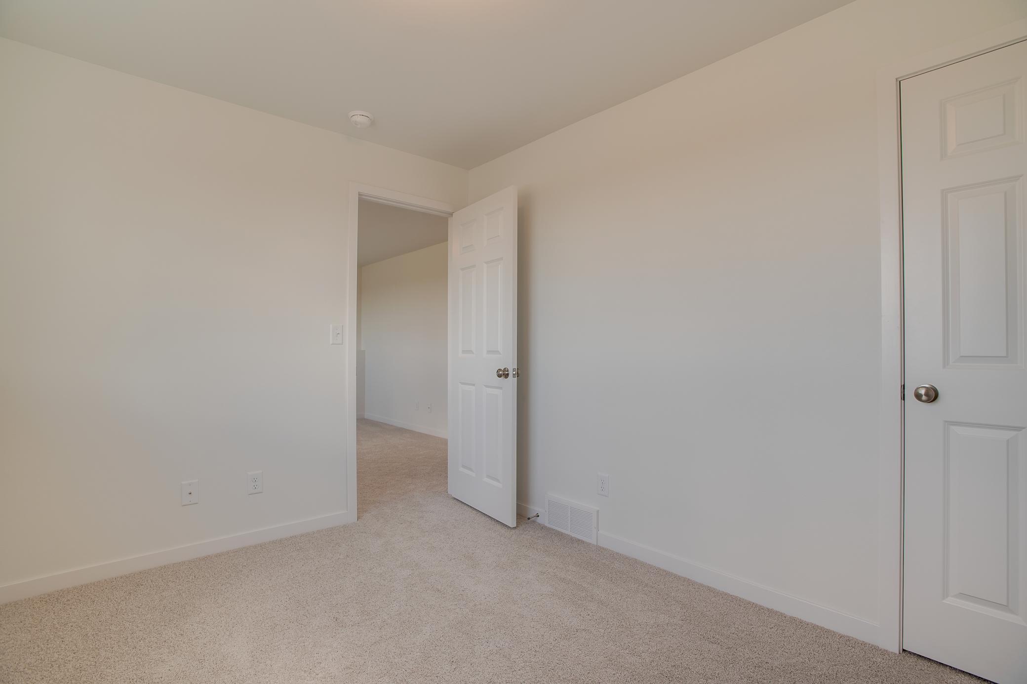 6847 Belding Drive S Property Photo 30