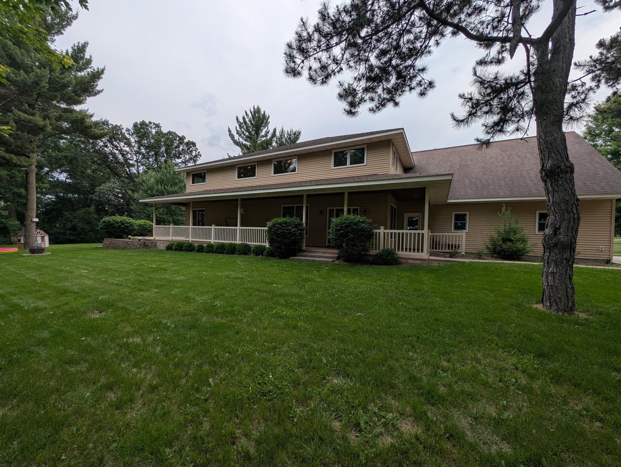 300 Sugarloaf Parkway