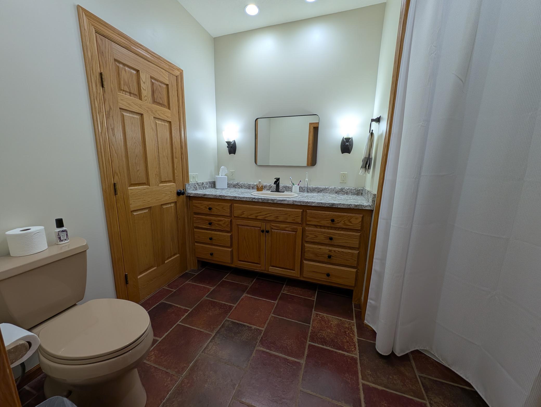300 Sugarloaf Parkway Property Photo 16