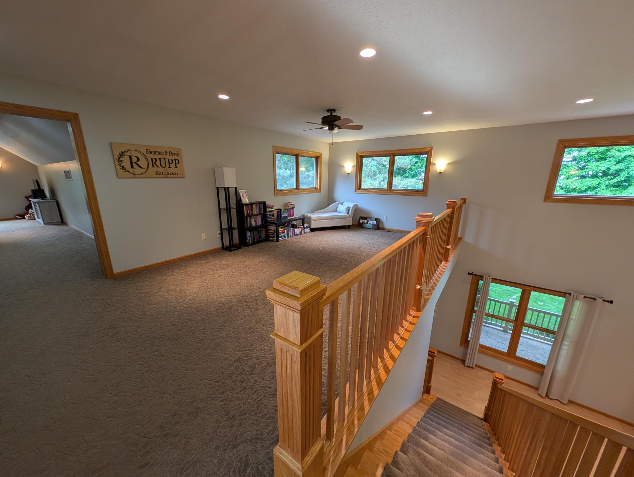 300 Sugarloaf Parkway Property Photo 19