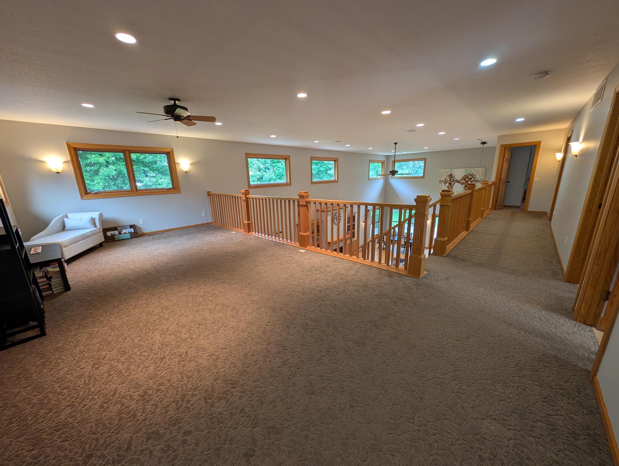 300 Sugarloaf Parkway Property Photo 20