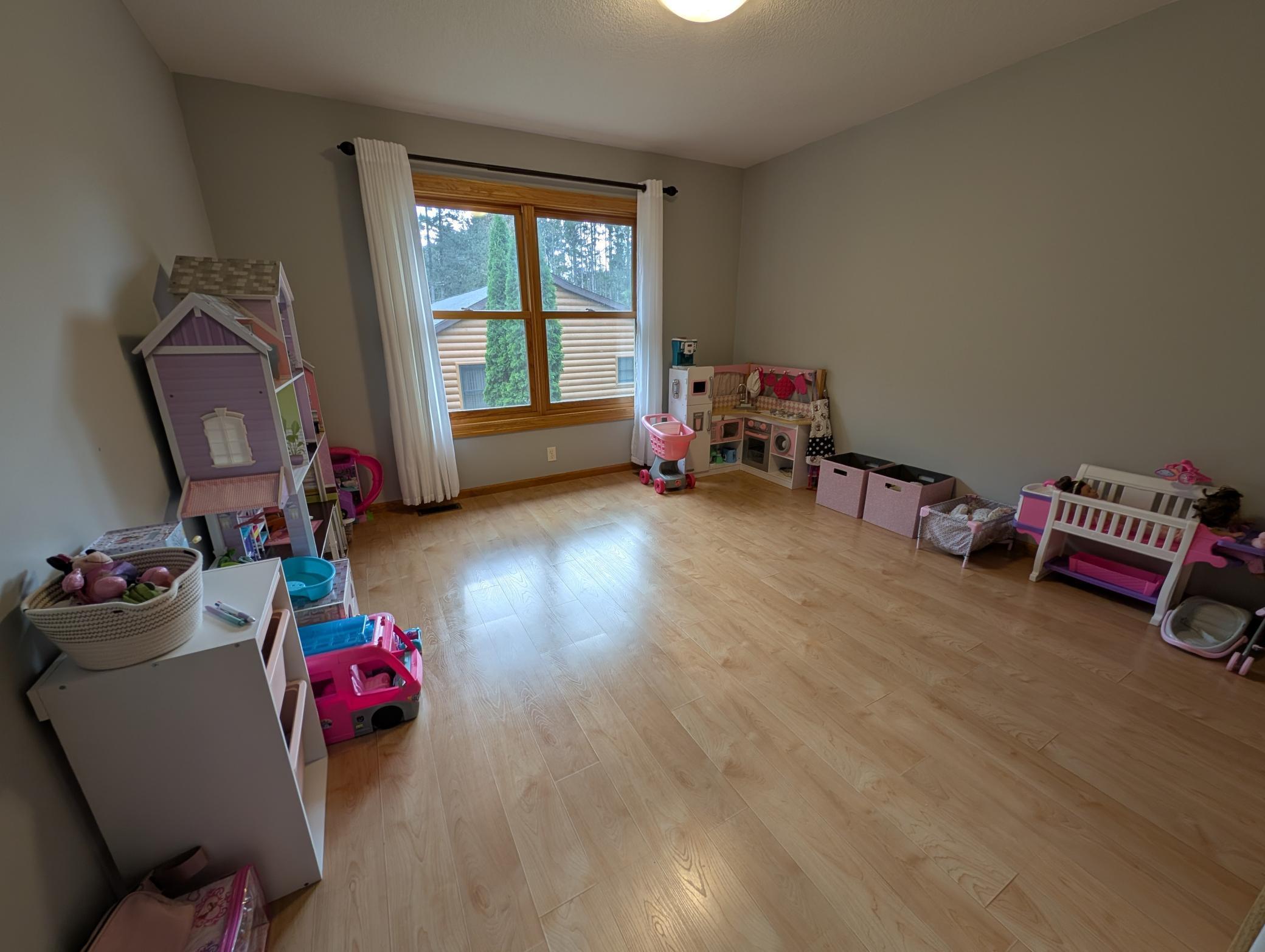 300 Sugarloaf Parkway Property Photo 26