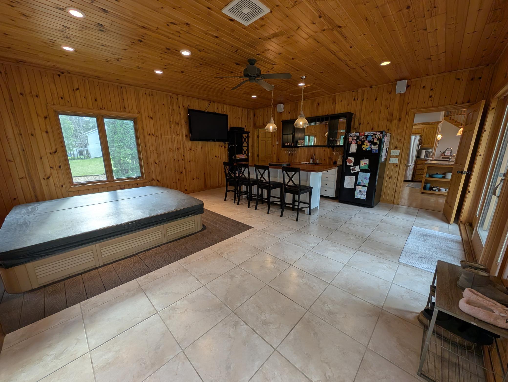 300 Sugarloaf Parkway Property Photo 31