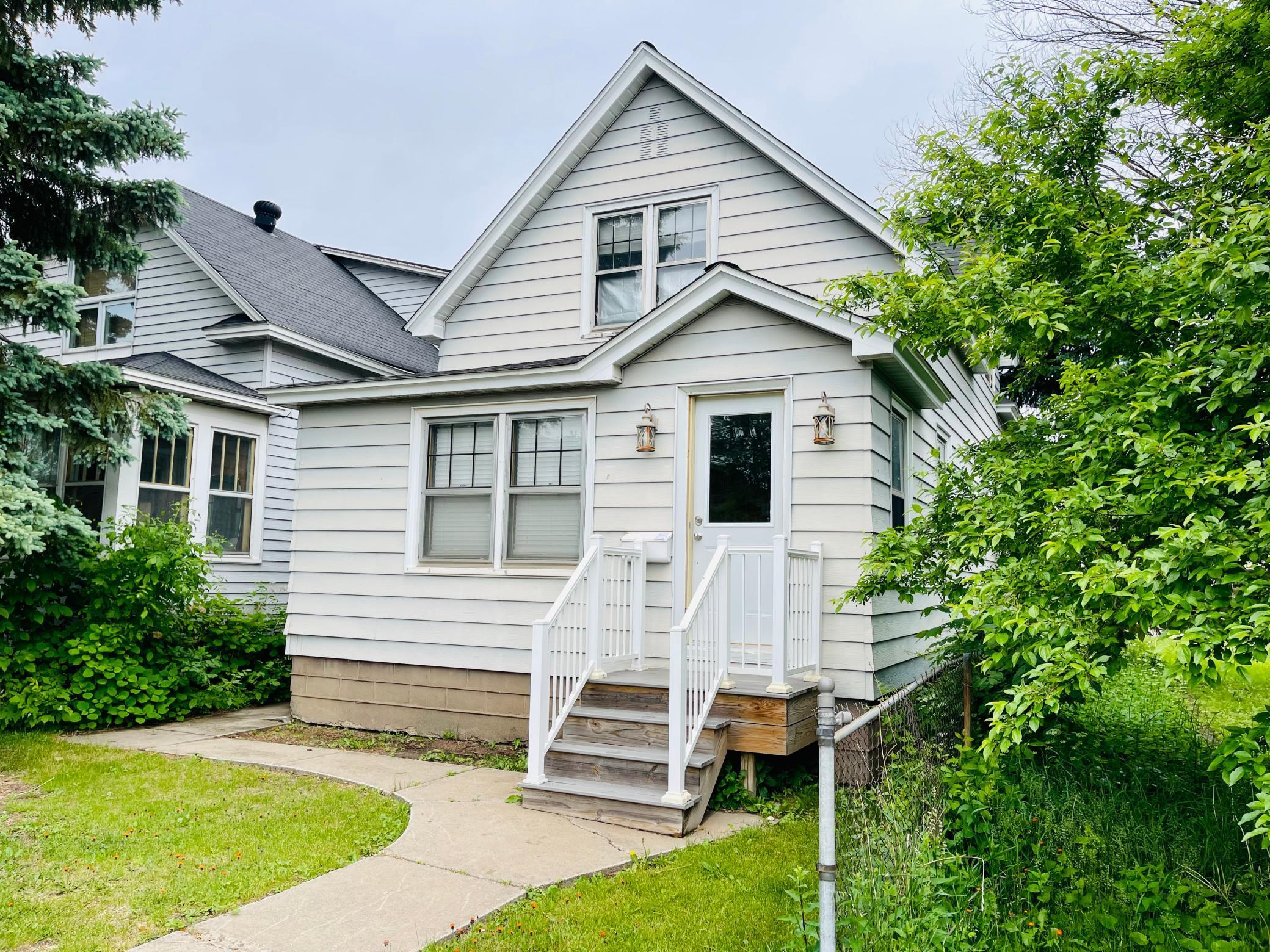 223 4th Street Property Photo 1