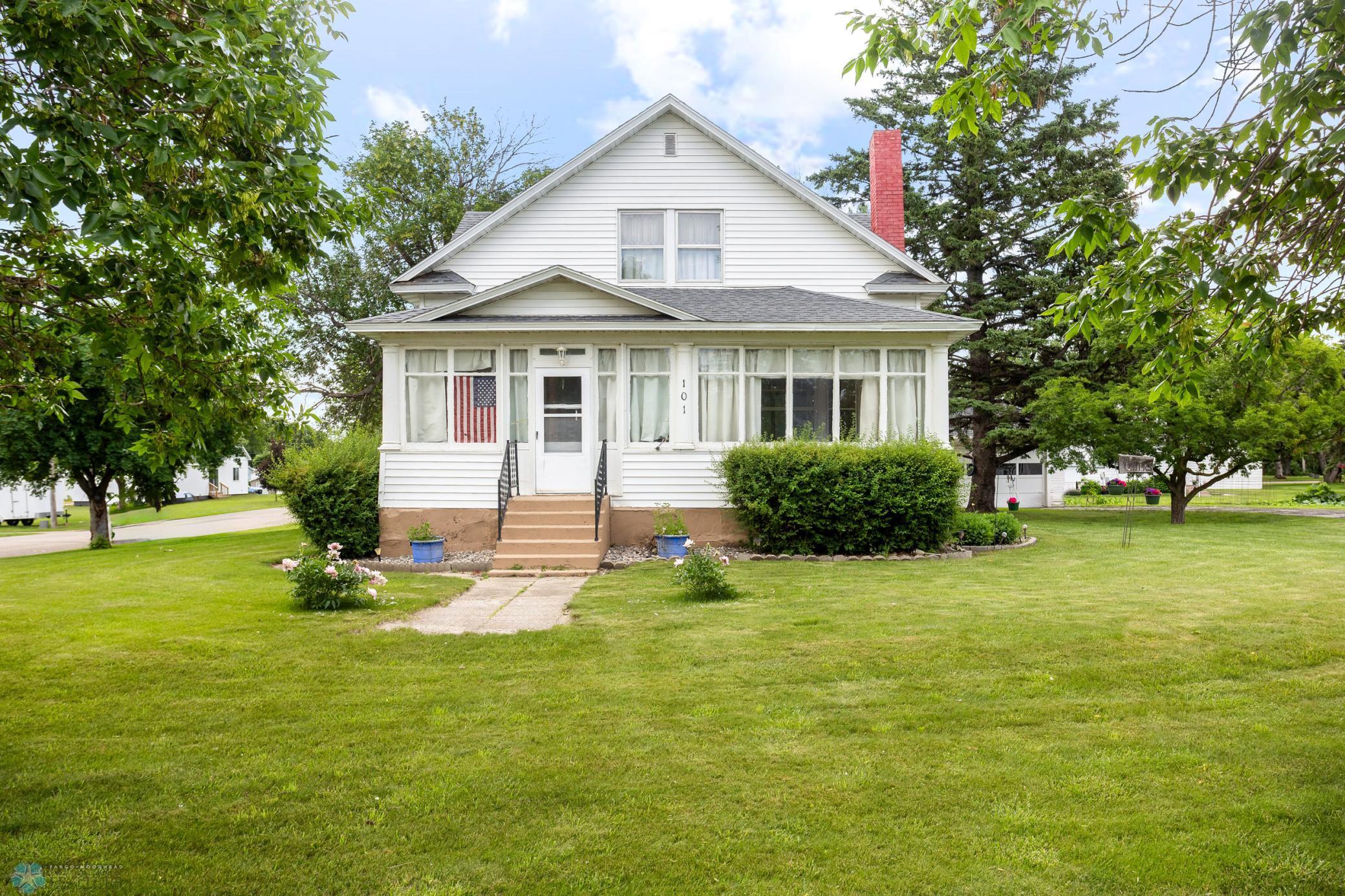 101 3rd Avenue Property Photo 1