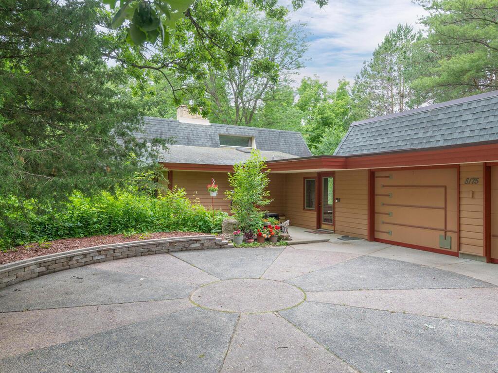 8175 Decker Avenue Property Photo 1