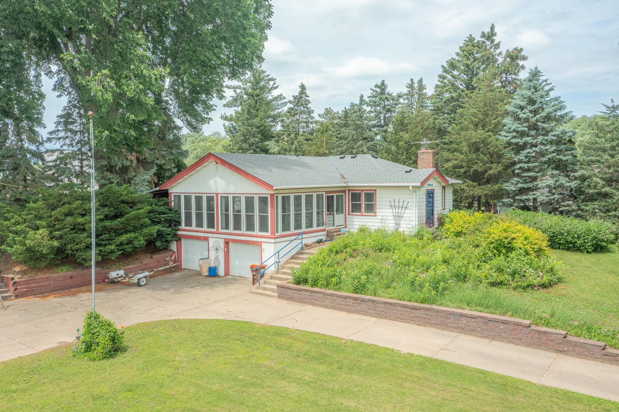 1825 Jackson Street Property Photo 1
