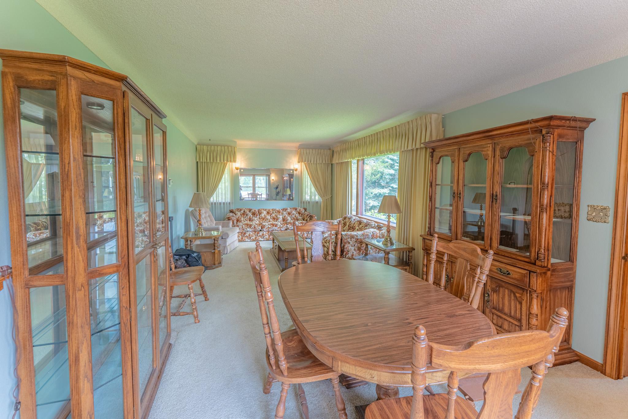 1825 Jackson Street Property Photo 5