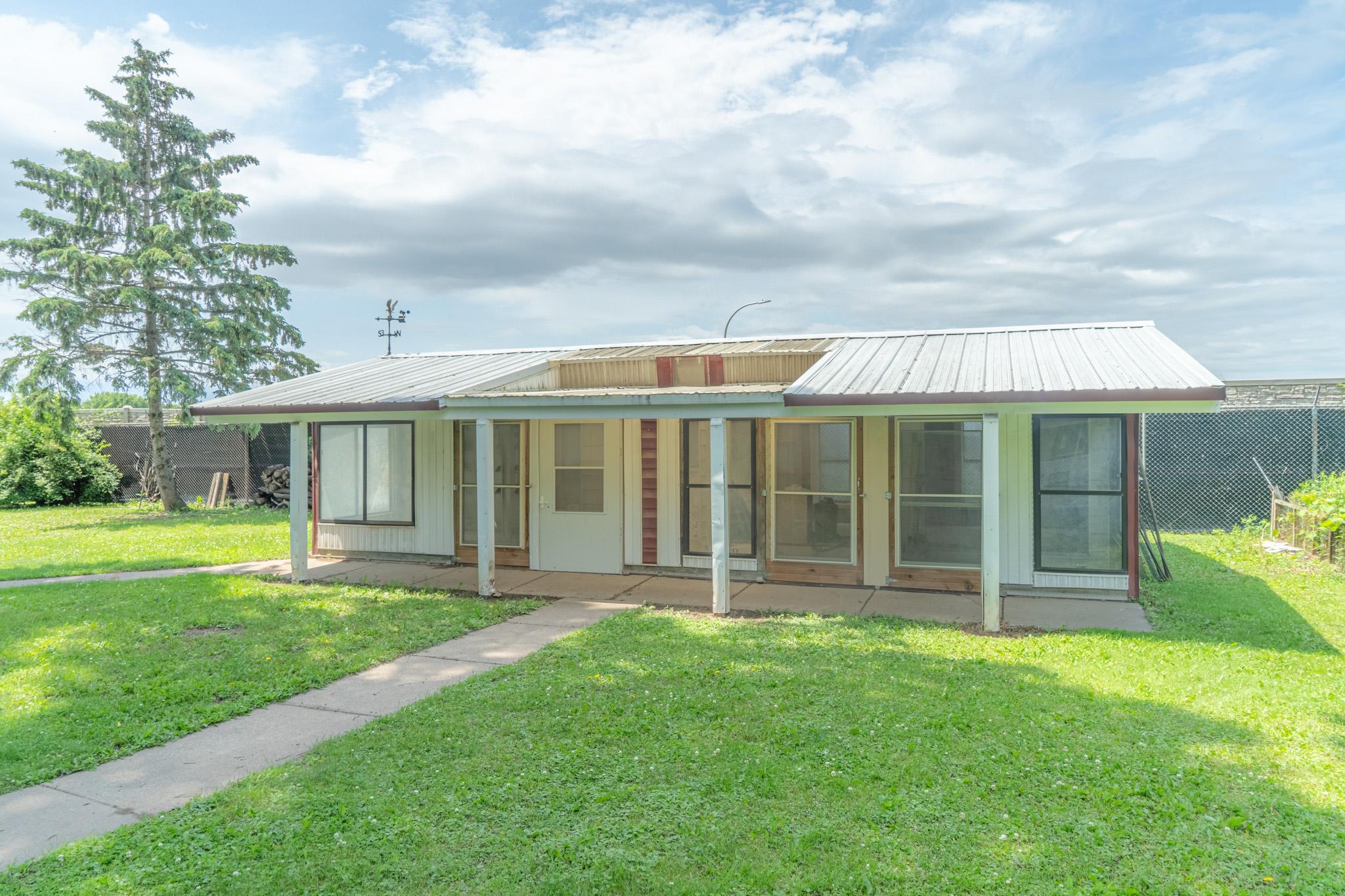 1825 Jackson Street Property Photo 11