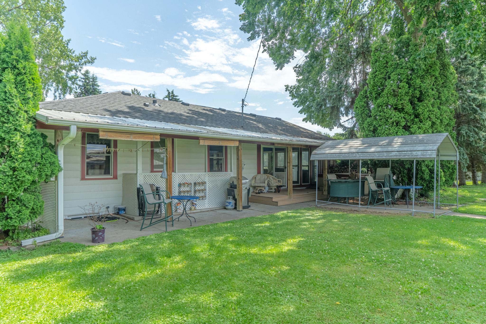 1825 Jackson Street Property Photo 12