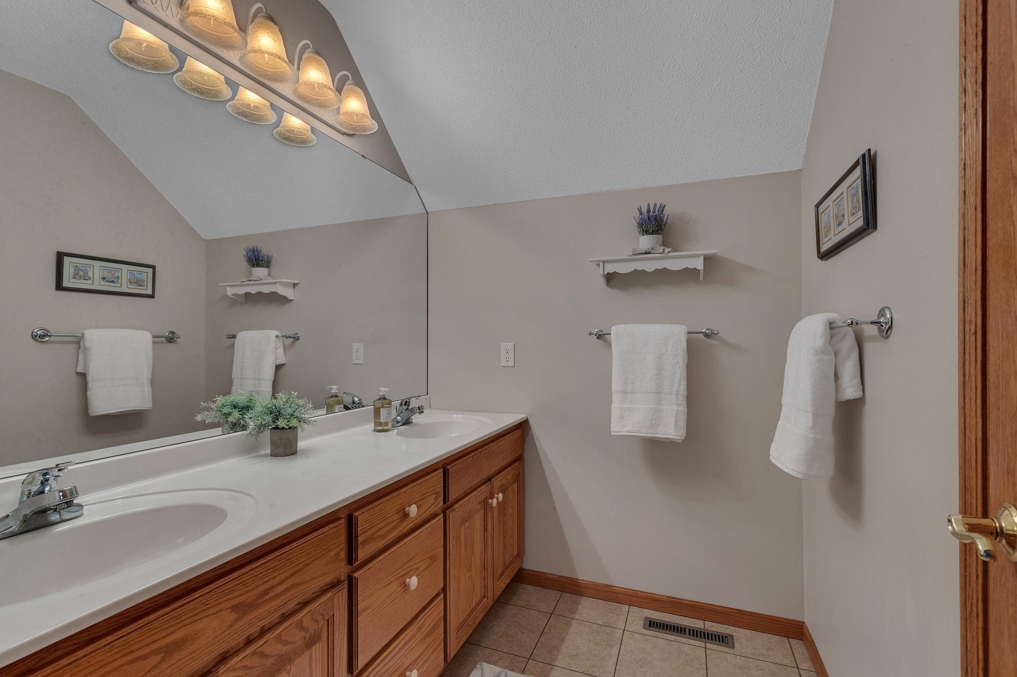 617 17th Street Property Photo 40
