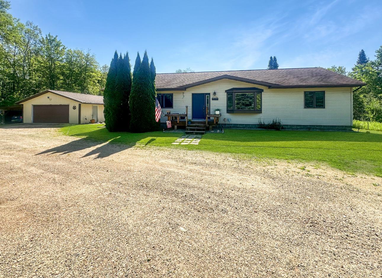 17378 Us Highway 169 Property Photo 1