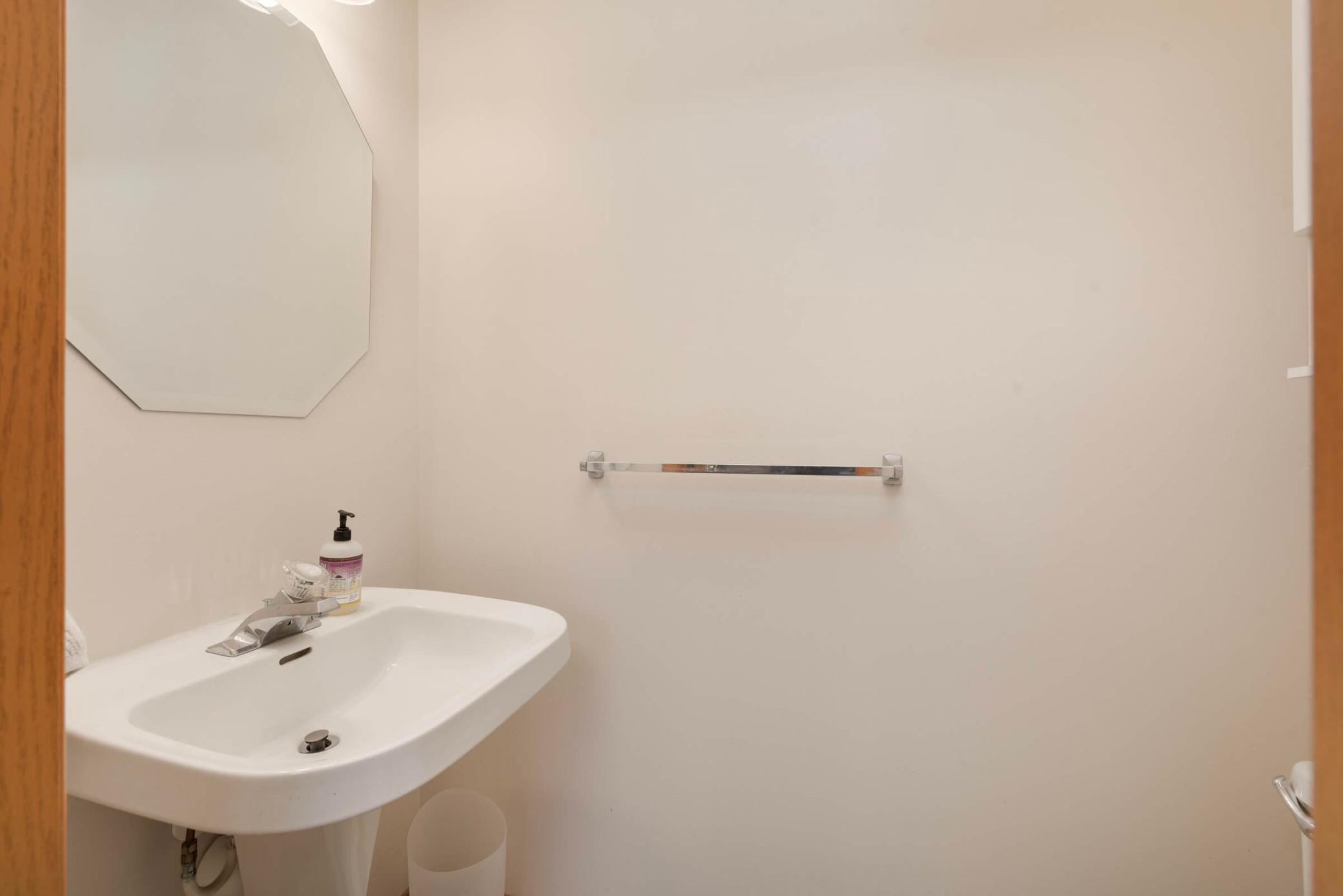 16059 72nd Street Property Photo 13