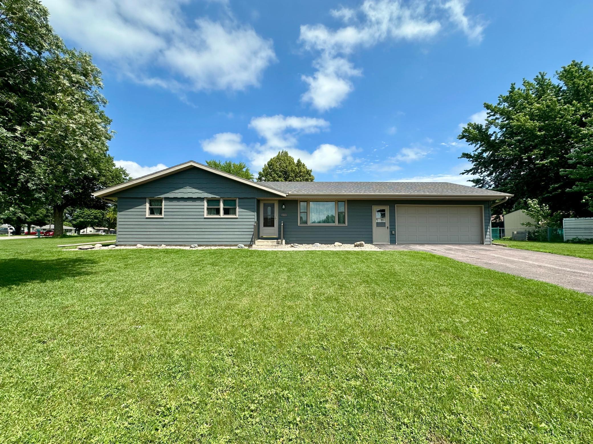 966 Pleasant Avenue
