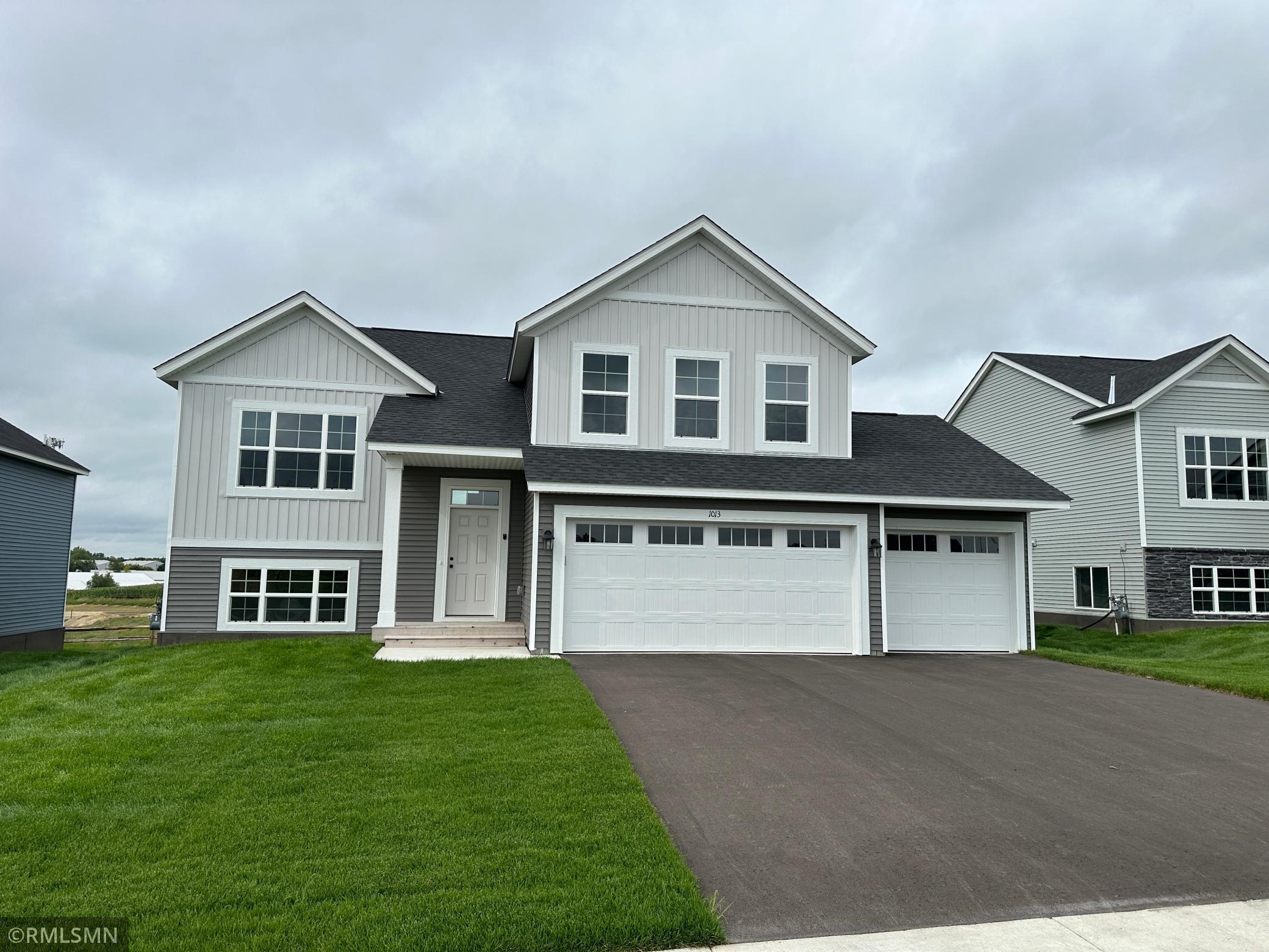 1013 2nd Street Property Photo 1