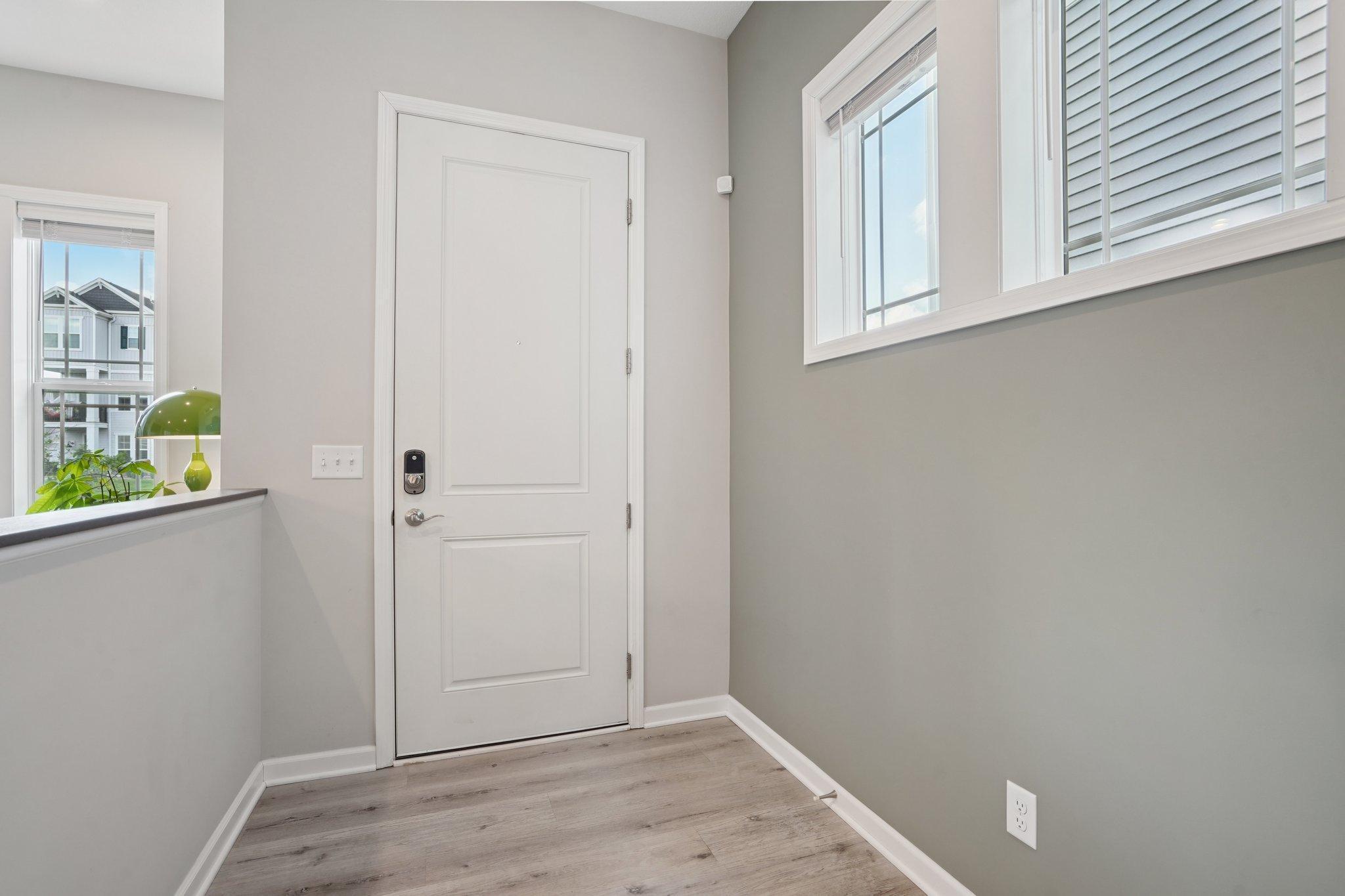 8055 Arrowwood Lane Property Photo 11