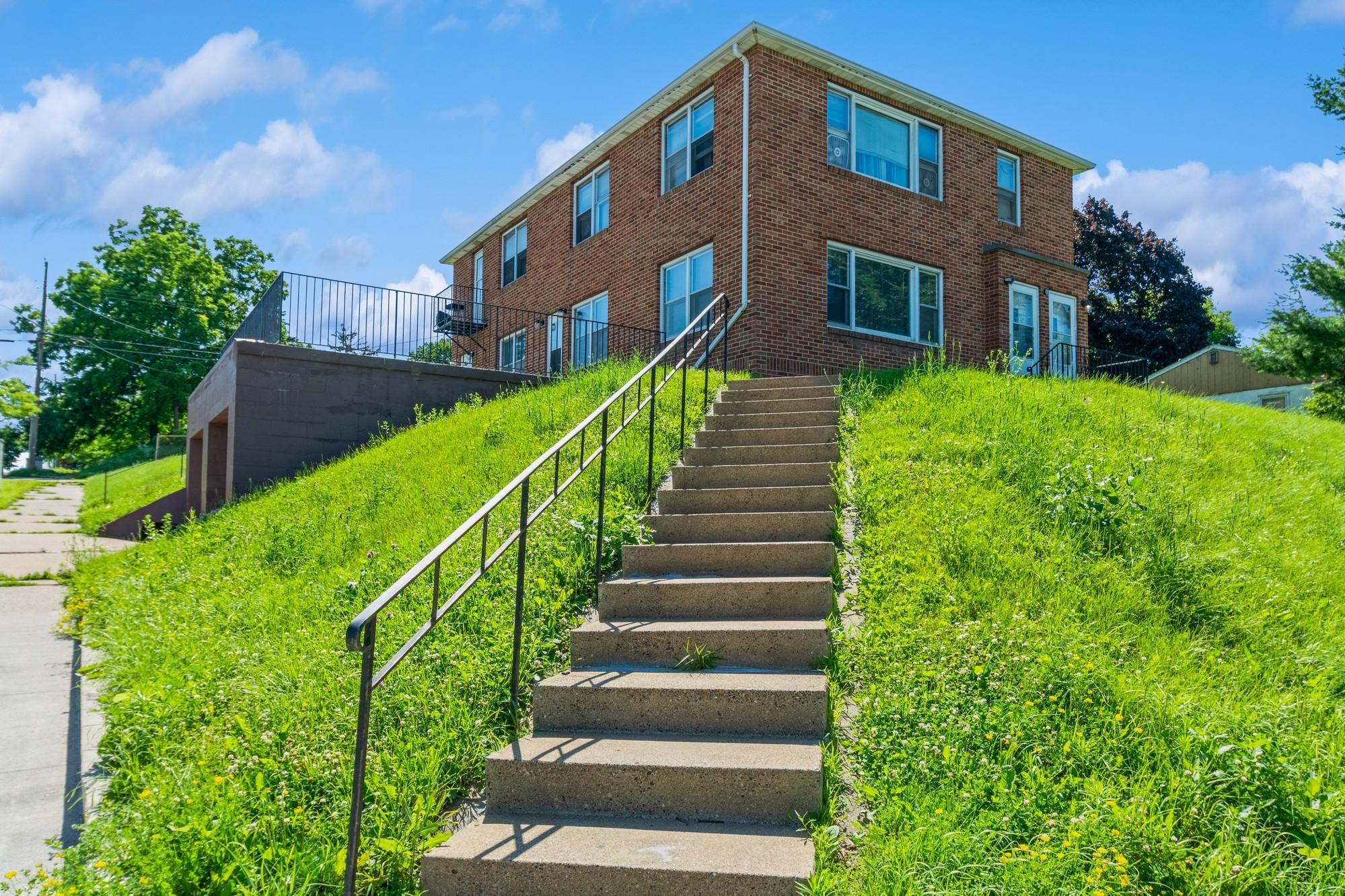 3654 Lyndale Avenue Property Photo 1