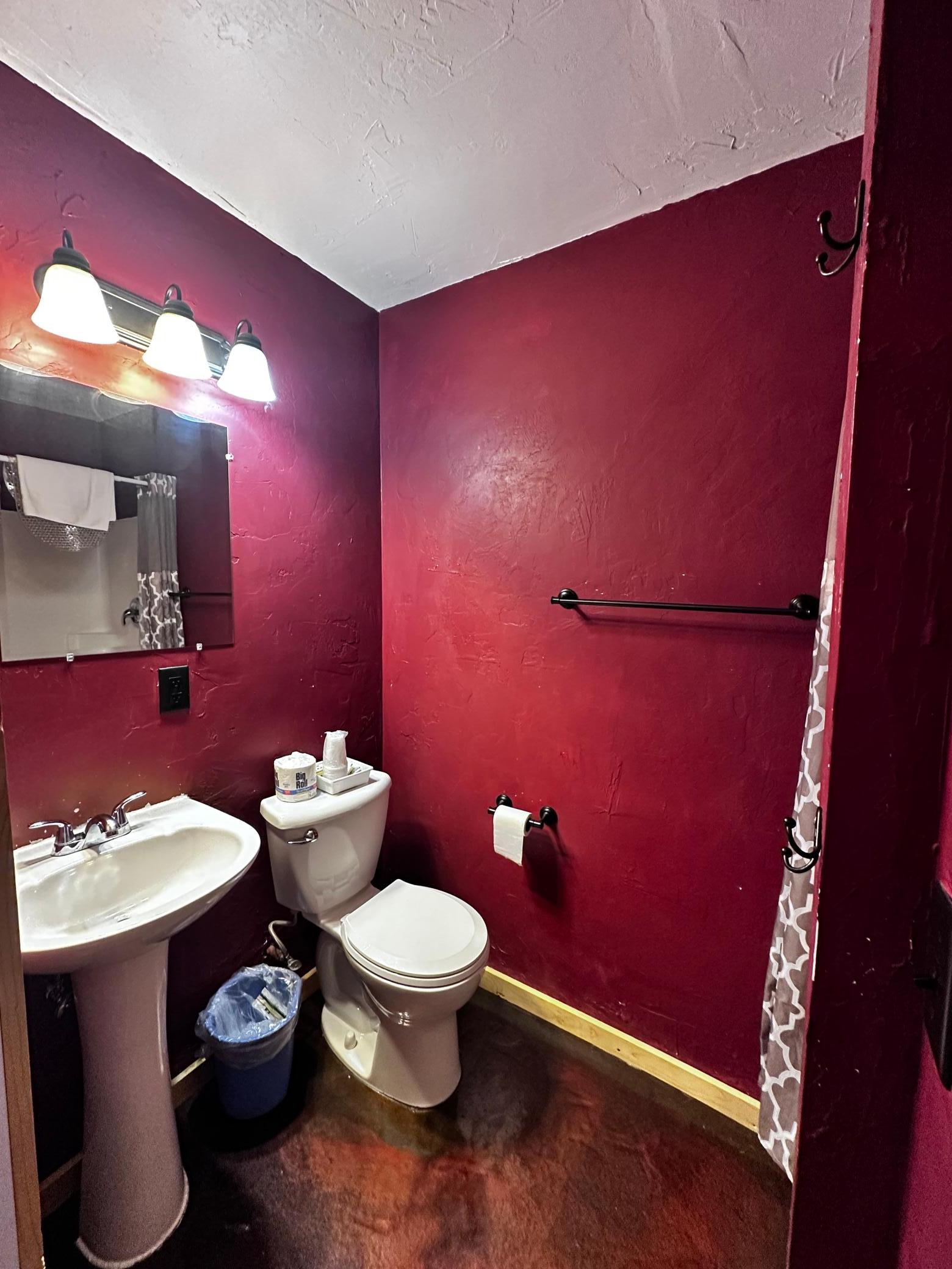 240 N State Road 35 Property Photo 26